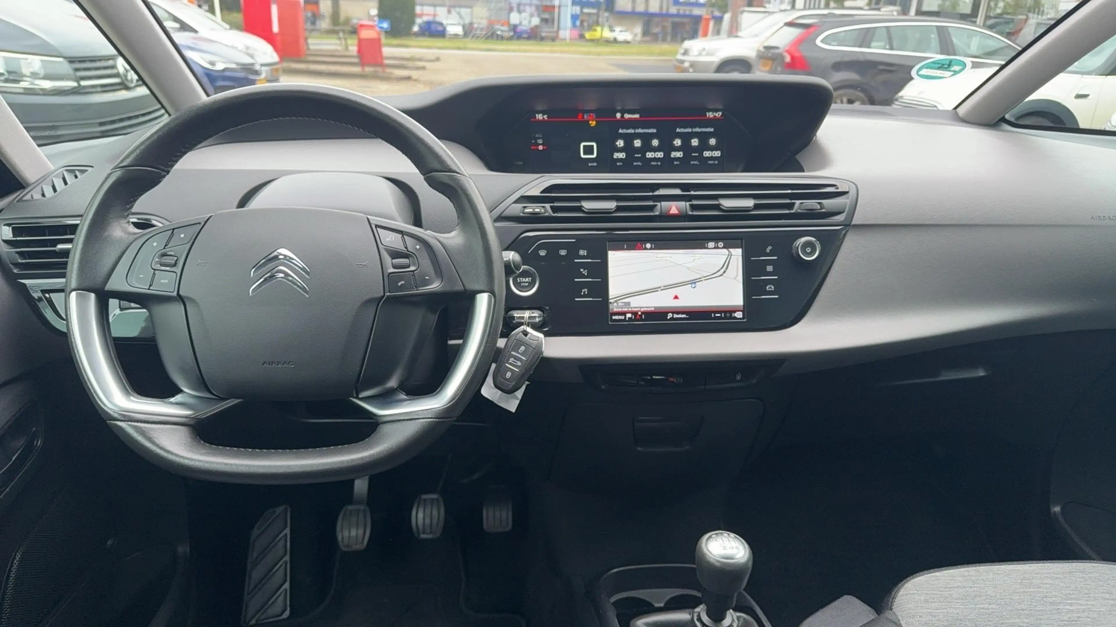 Citroen Spacetourer 1.2 PureTech Feel Volledig Onderhouden — photo 8