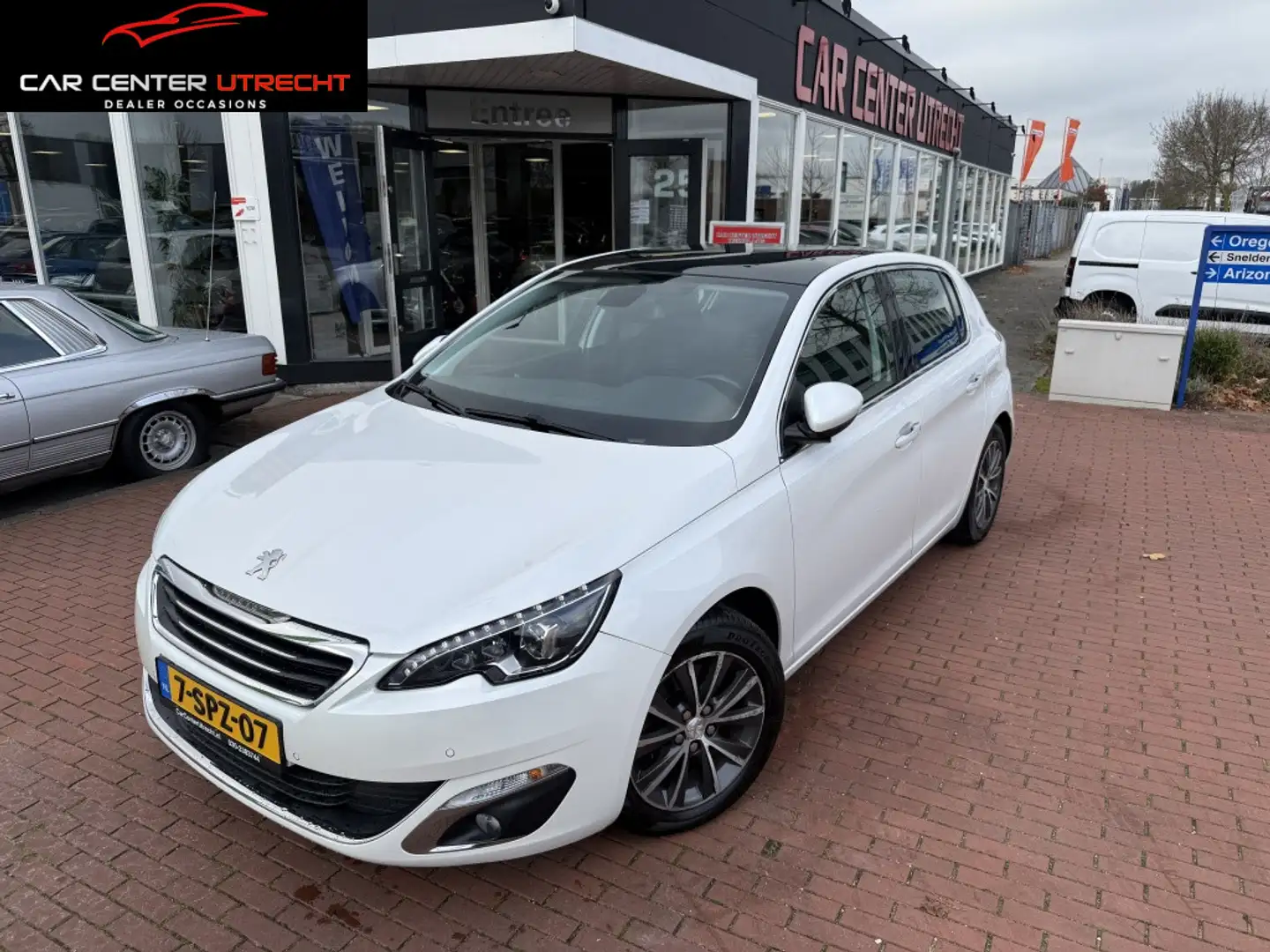 Peugeot 308 1.6 THP Première pano navi airco 6 versn Blanc - 1