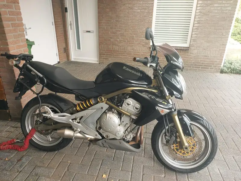 Kawasaki ER - 6 N - foto 5