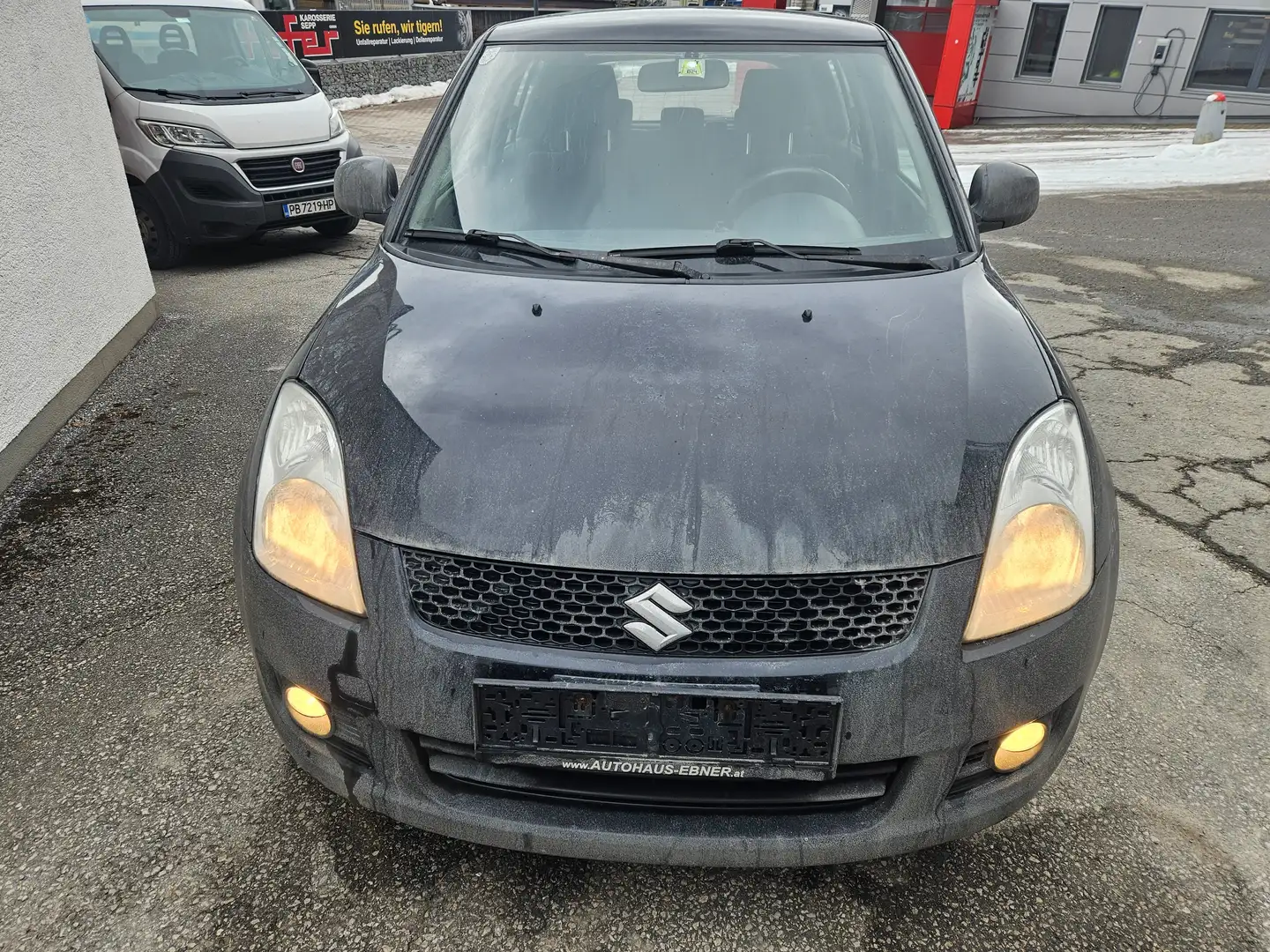 Suzuki Swift 1,3GL BENZIN 4X4 EURO5 NEUE PIKERL!!Fix preis!!! Schwarz - 2