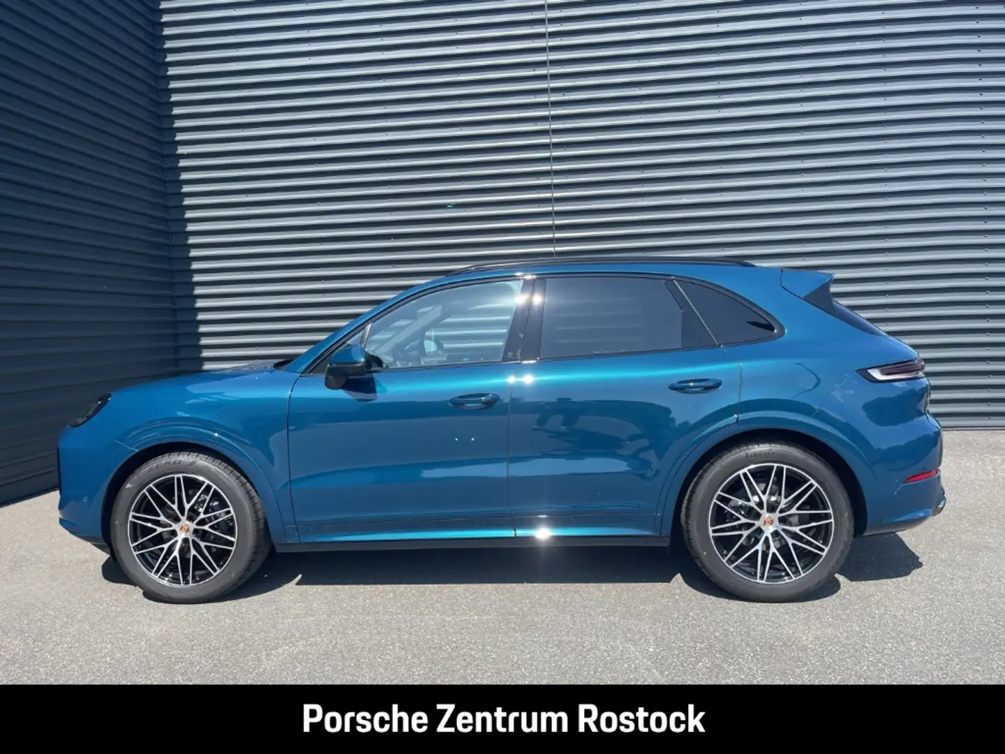 Porsche Cayenne BOSE Luftfederung LED-Matrix Blau - 2