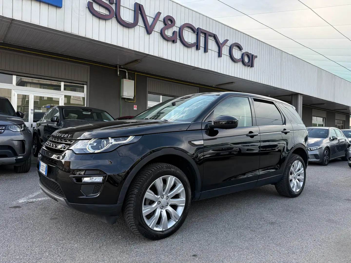 Land Rover Discovery Sport Discovery Sport 5 2.0 td4 awd 150cv auto Noir - 1