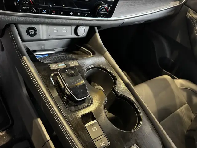 Nissan X-Trail view 7