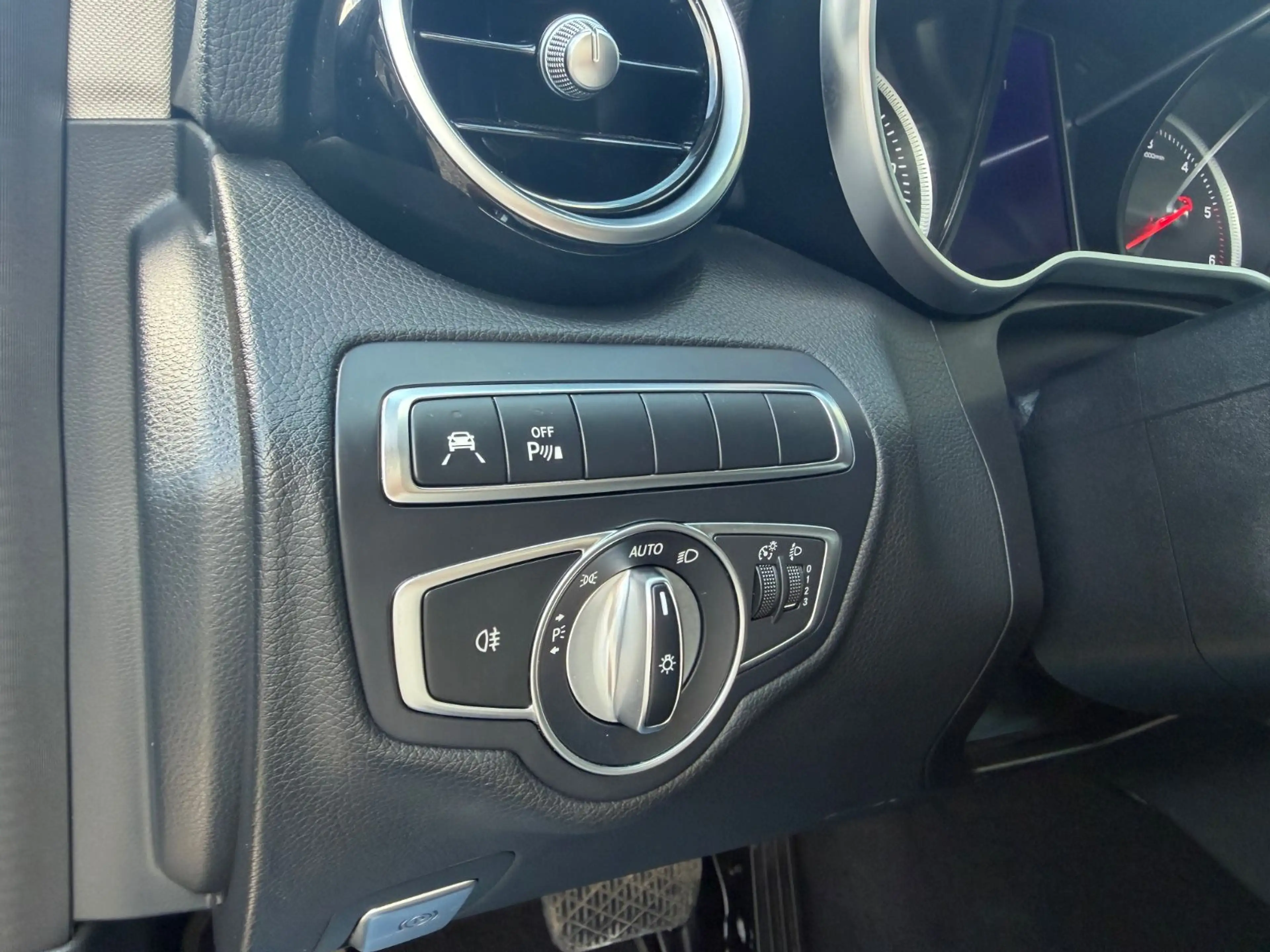 Mercedes-Benz C 220 d T BlueTec/Avantgarde/Navi./LED/SideAss. — photo 13