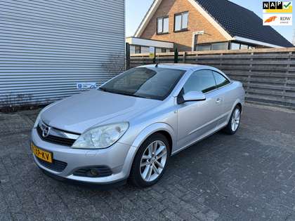 Opel Astra TwinTop 1.6 Temptation Airco Bj:2007 NAP!