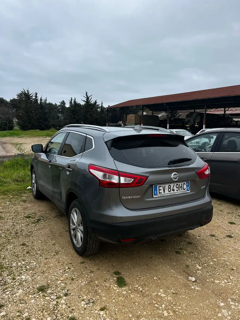 Nissan Qashqai - 1