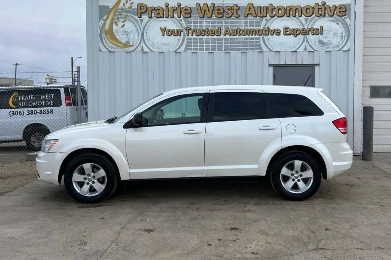 Dodge Journey снимка Dodge Journey