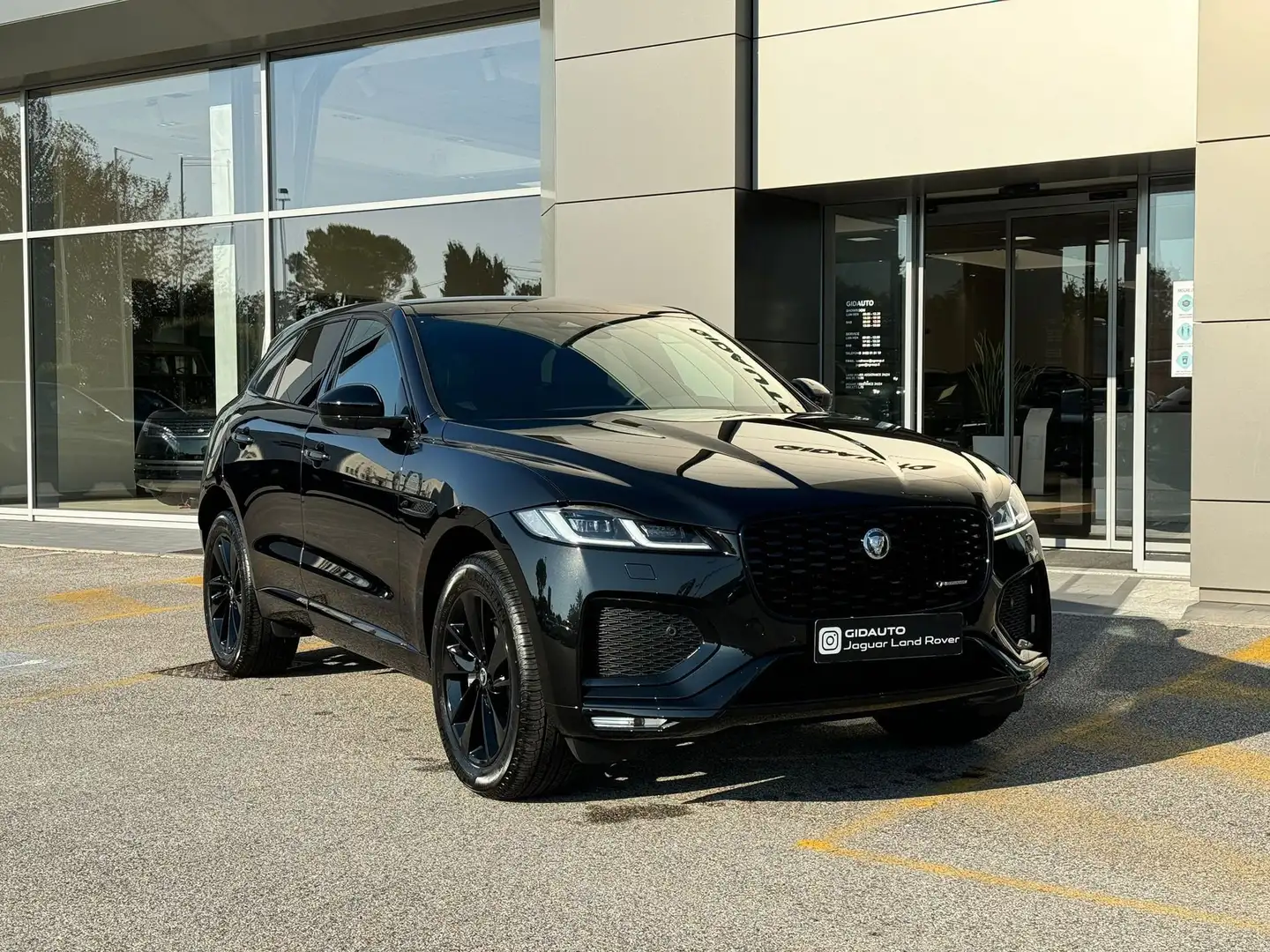 Jaguar F-Pace F Pace D165 MHEV R-DYNAMIC S - 5 Anni Garanzia Schwarz - 2
