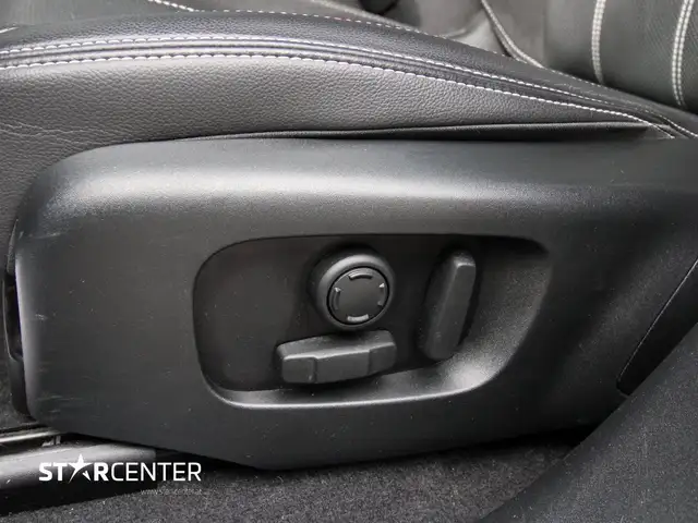 Land Rover Range Rover Velar D300 R-Dynamic SE MHEV Ansicht 13