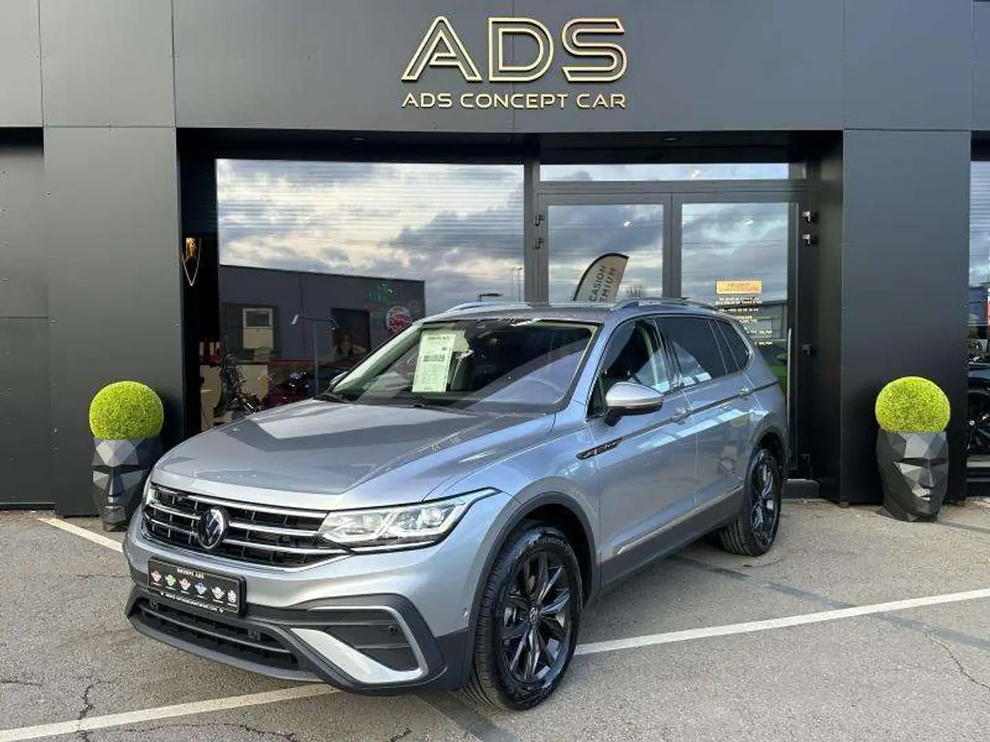 Volkswagen Tiguan III Allspace Life Move Gris - 2