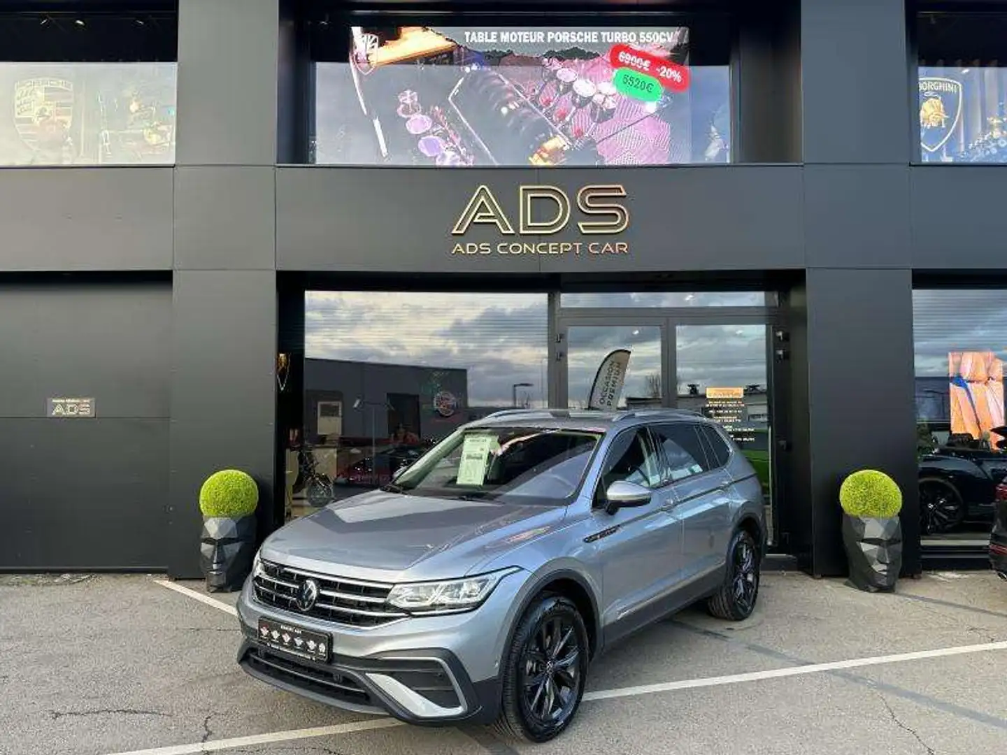 Volkswagen Tiguan III Allspace Life Move Gris - 1
