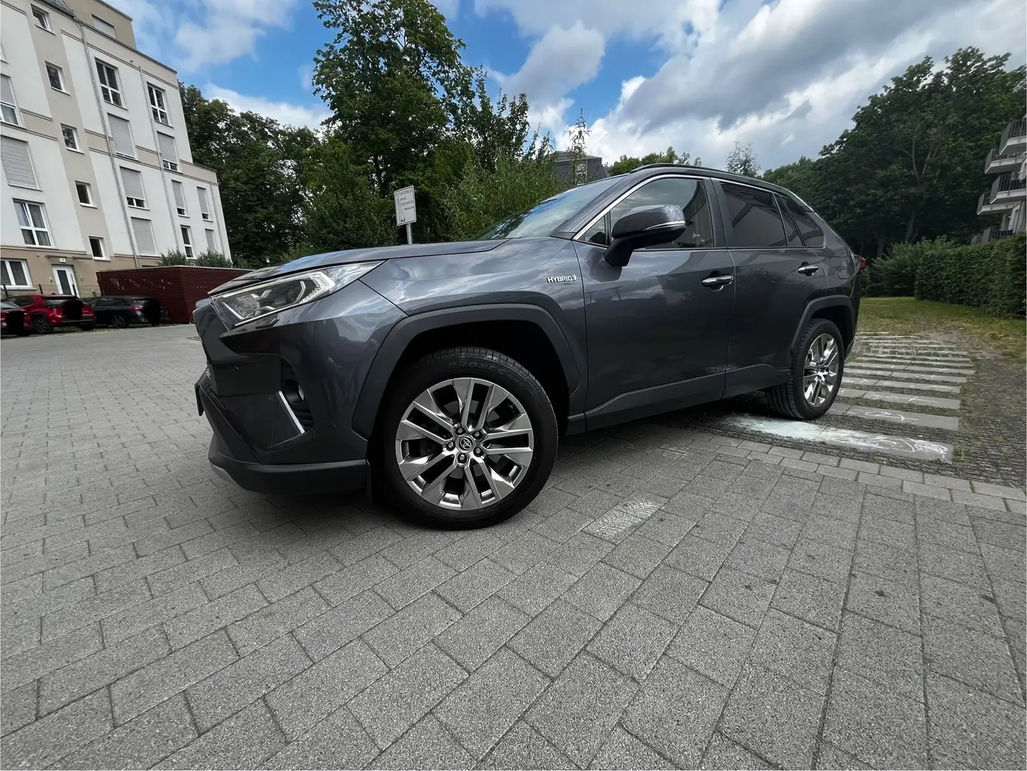 Toyota RAV 4 Hybrid 4x4 Lounge Grau - 2