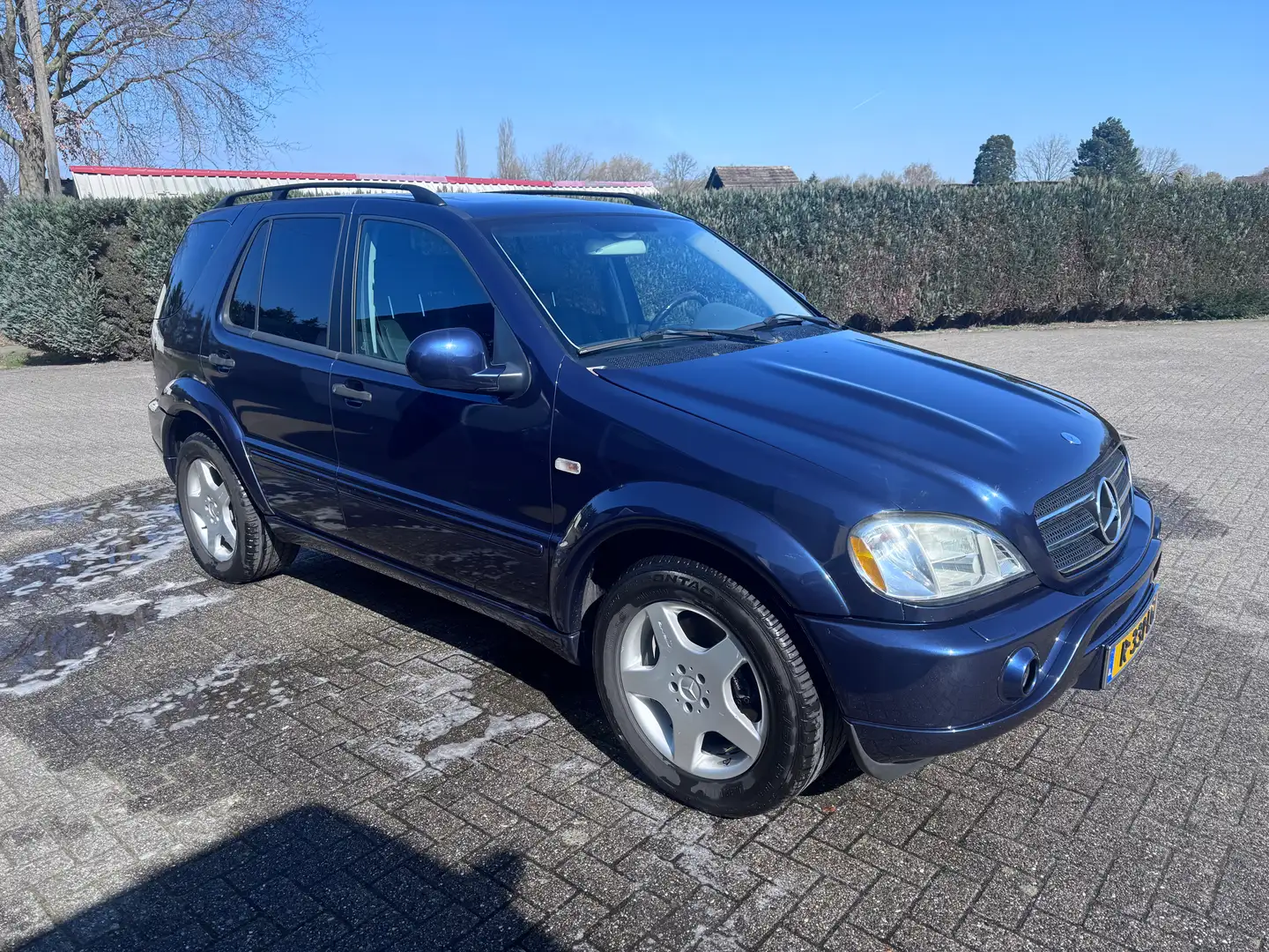 Mercedes-Benz ML 55 AMG ML 55 AMG Blau - 1