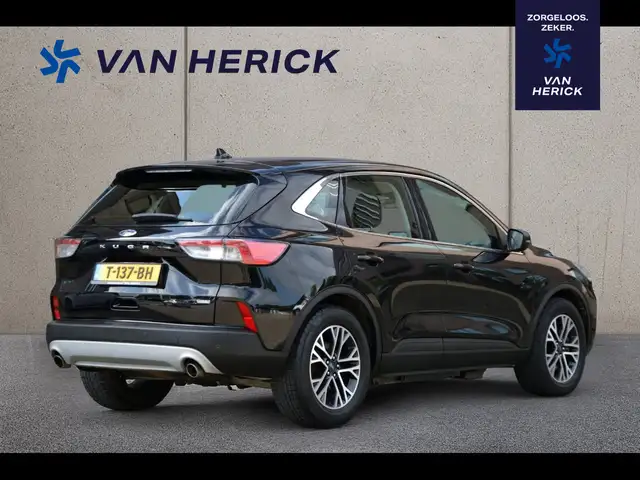 Ford Kuga view 4
