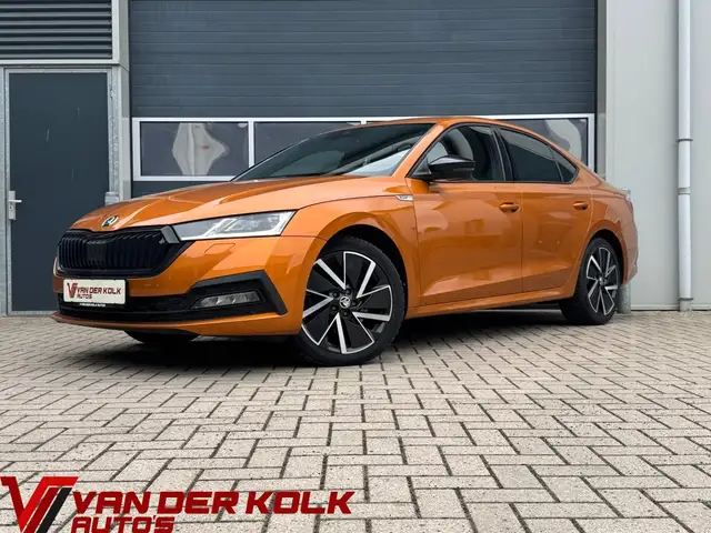 Skoda Octavia 1.5 e-TSI Sport Business Automaat | Digital dashbo