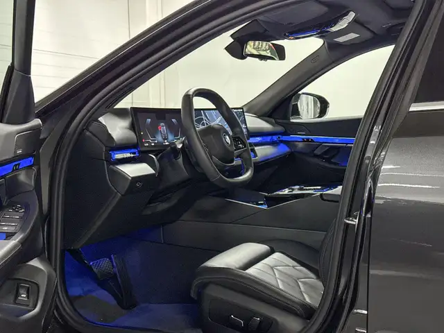 BMW I5 view 8
