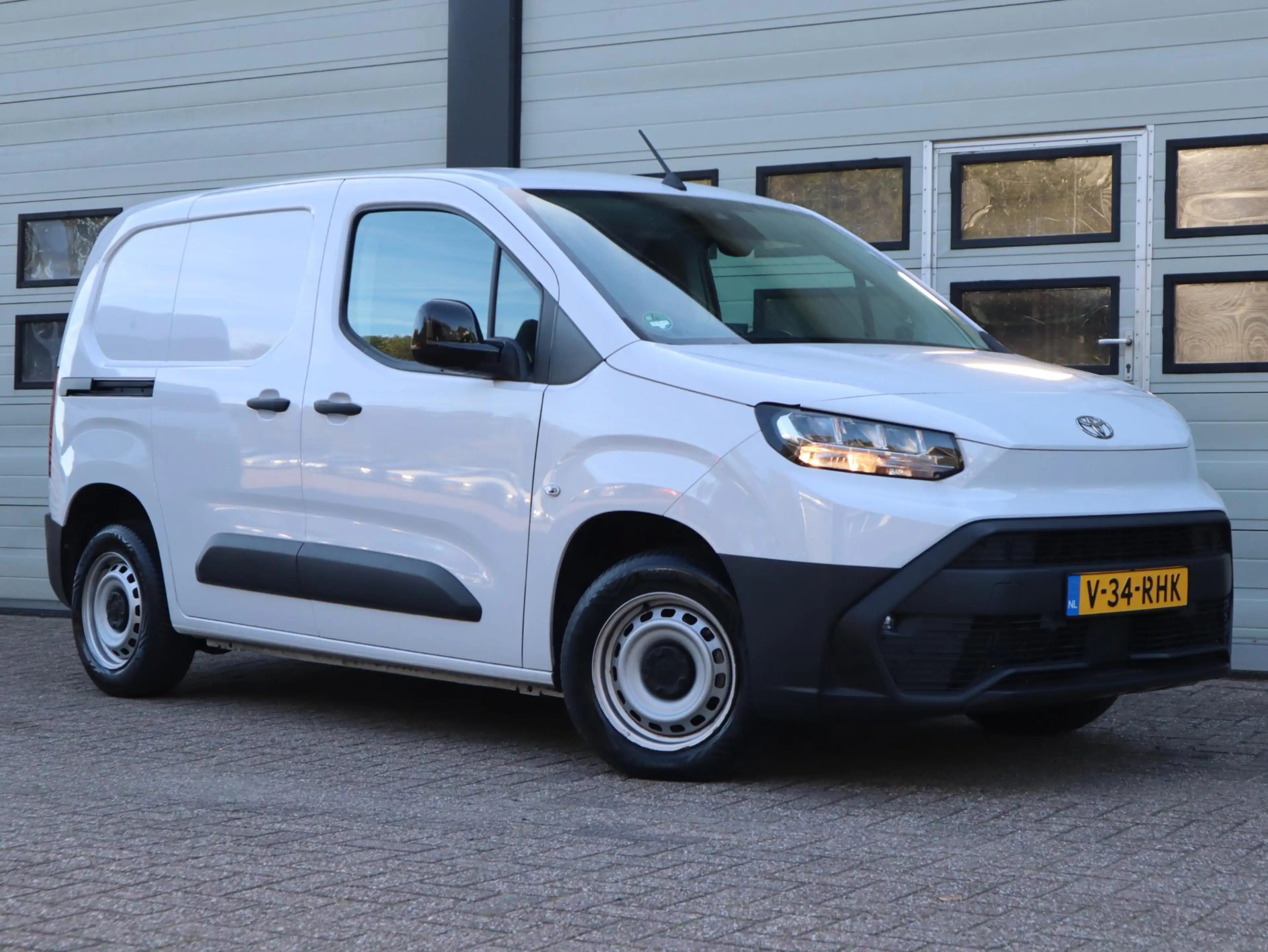 Toyota Proace City 1.5 D 102pk Euro 6 - Cruise - 3 Zits - Navi — photo 2