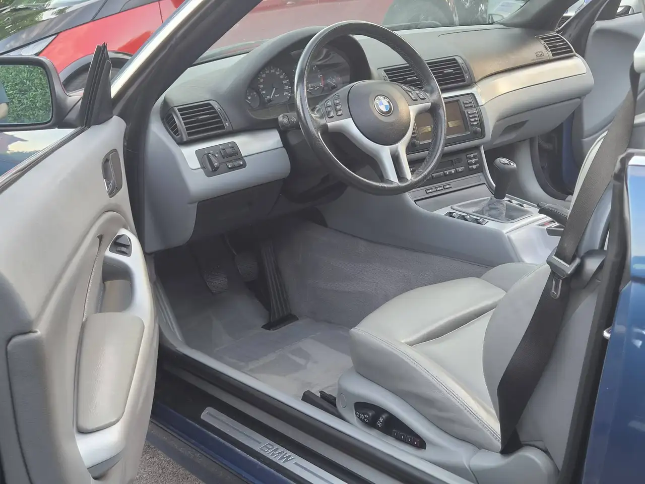BMW 325 Cab 325i Ci, foto 3
