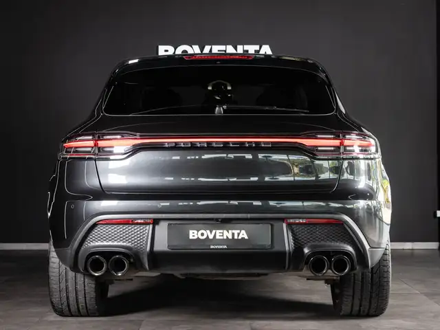 Porsche Macan view 9