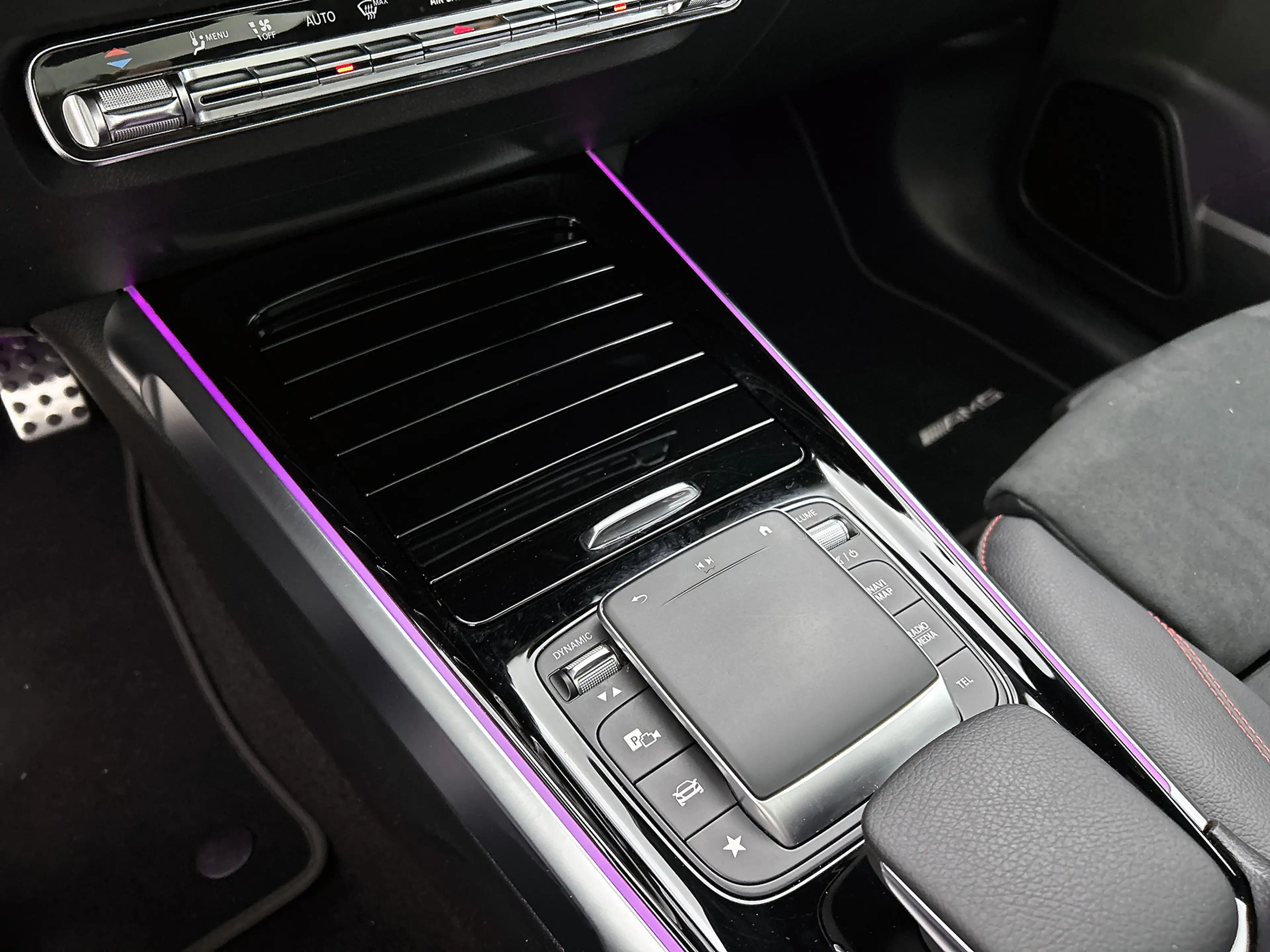 Mercedes-Benz EQB 250 250+ AMG-line 71 kWh Night pakket | Panorama dak | — photo 12