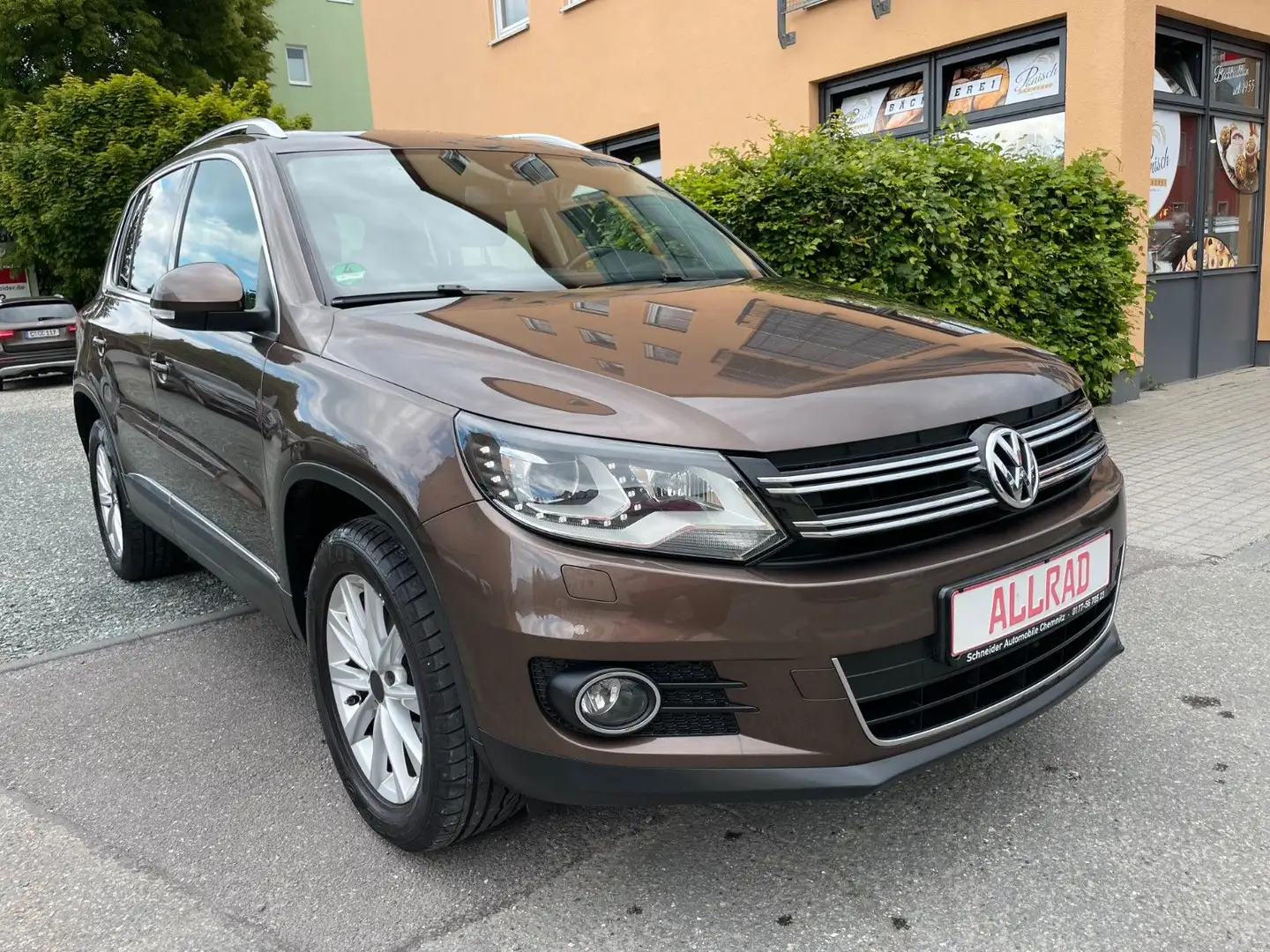 Volkswagen Tiguan 2.0 TDI 4MOTION Sport & Style Marrone - 2