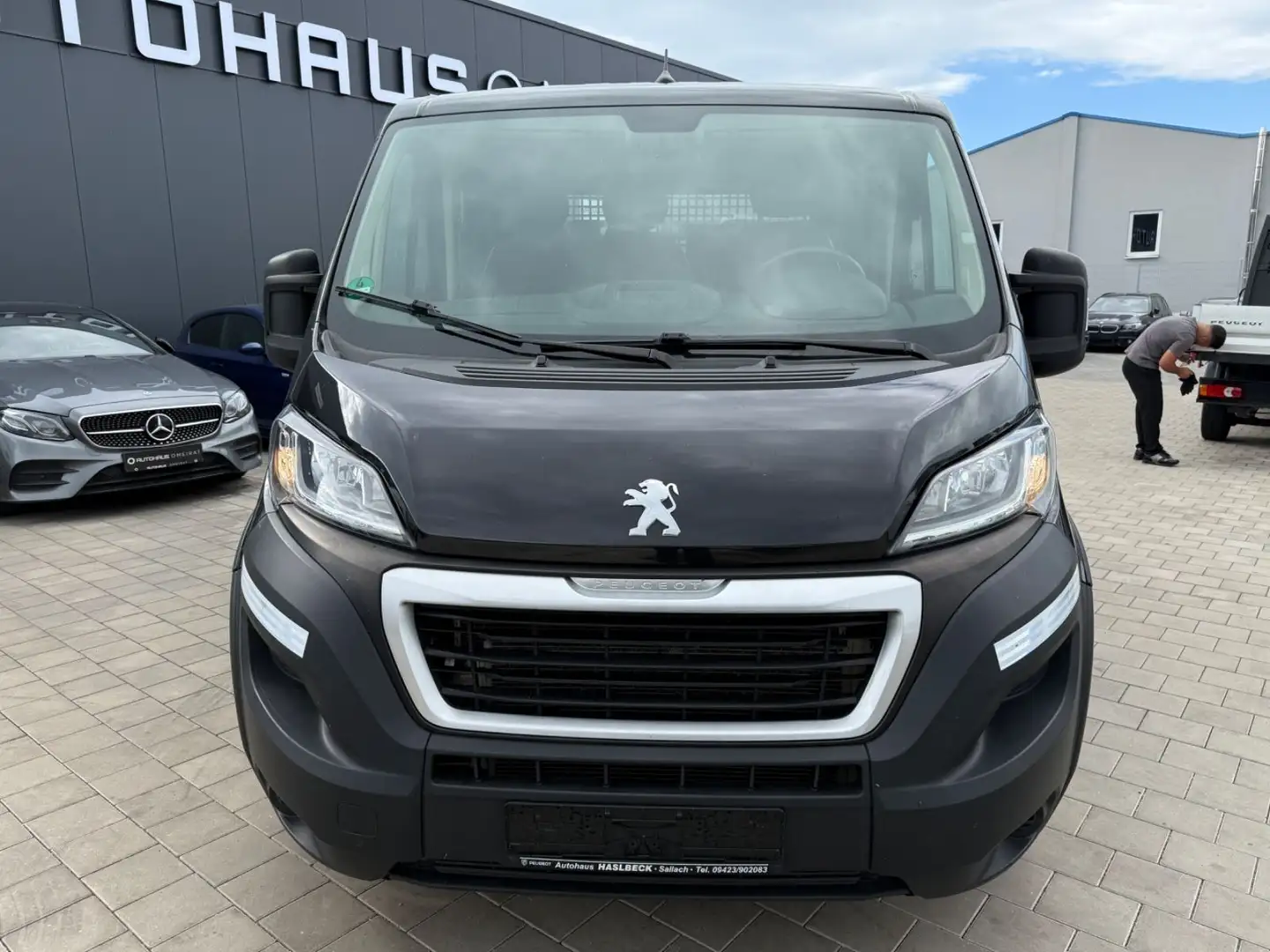 Peugeot Boxer Pritsche Doka. 435 L4 BlueHDi 7-Sitz/Klima Černá - 2