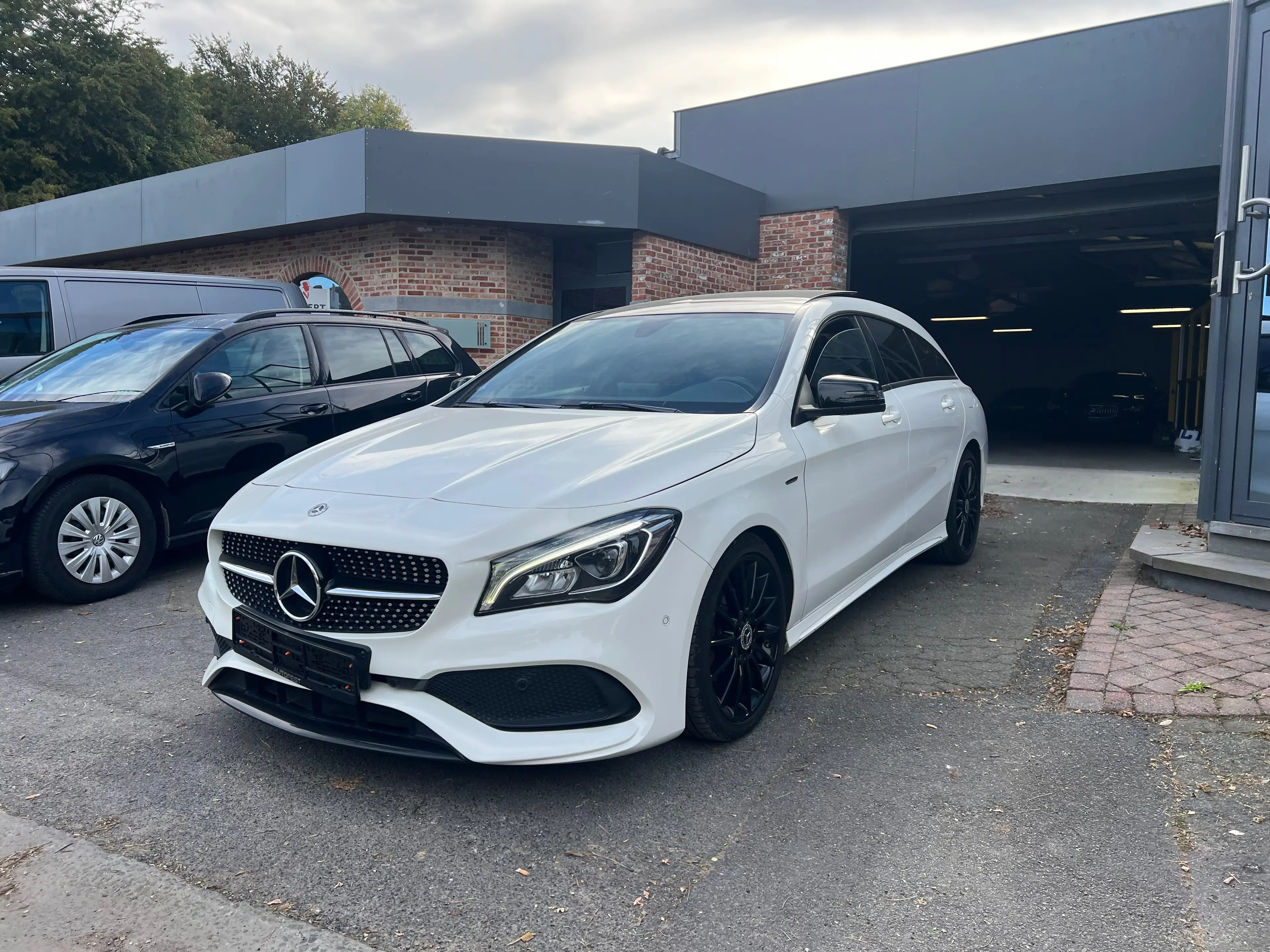 Mercedes-Benz CLA 180 CLA 180 Business Solution AMG (EU6d-TEMP — photo 2
