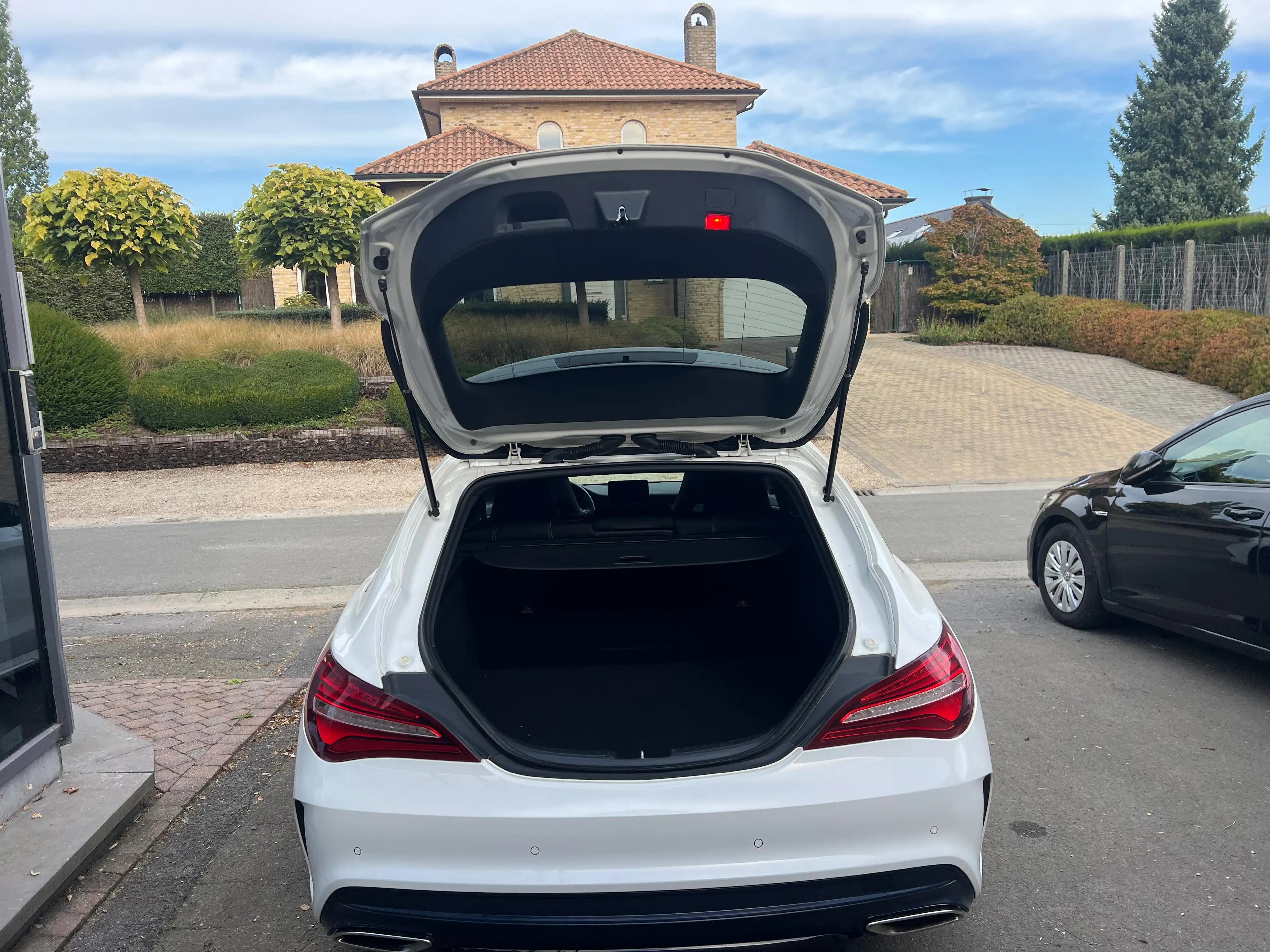 Mercedes-Benz CLA 180 CLA 180 Business Solution AMG (EU6d-TEMP — photo 6