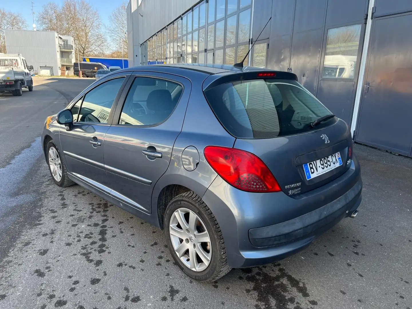 Peugeot 207 207 1.6 HDi 16v 110ch Gris - 2