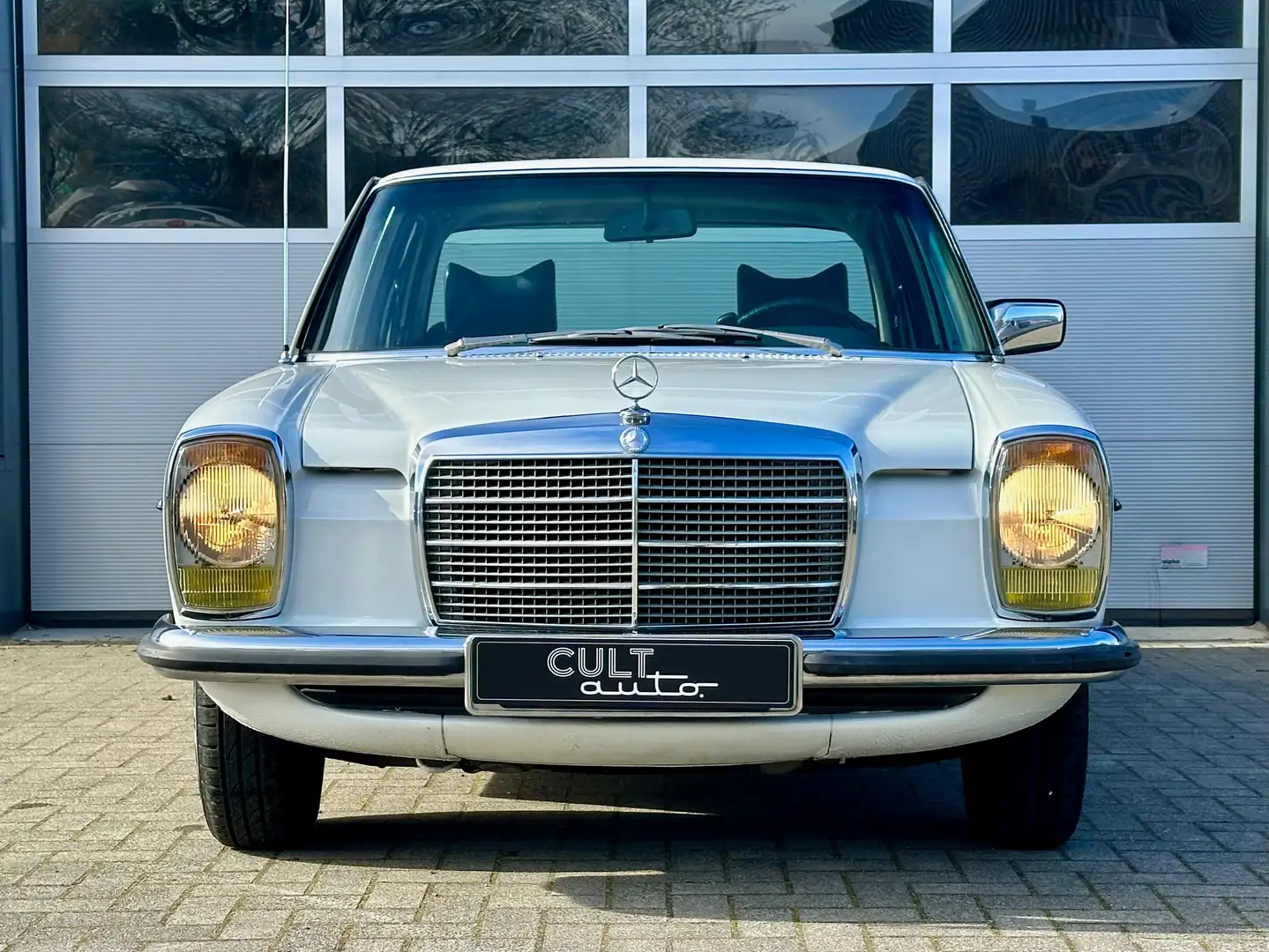 Mercedes-Benz 230 230.6 W114 /8 | Blauw leder | Automaat Alb - 2