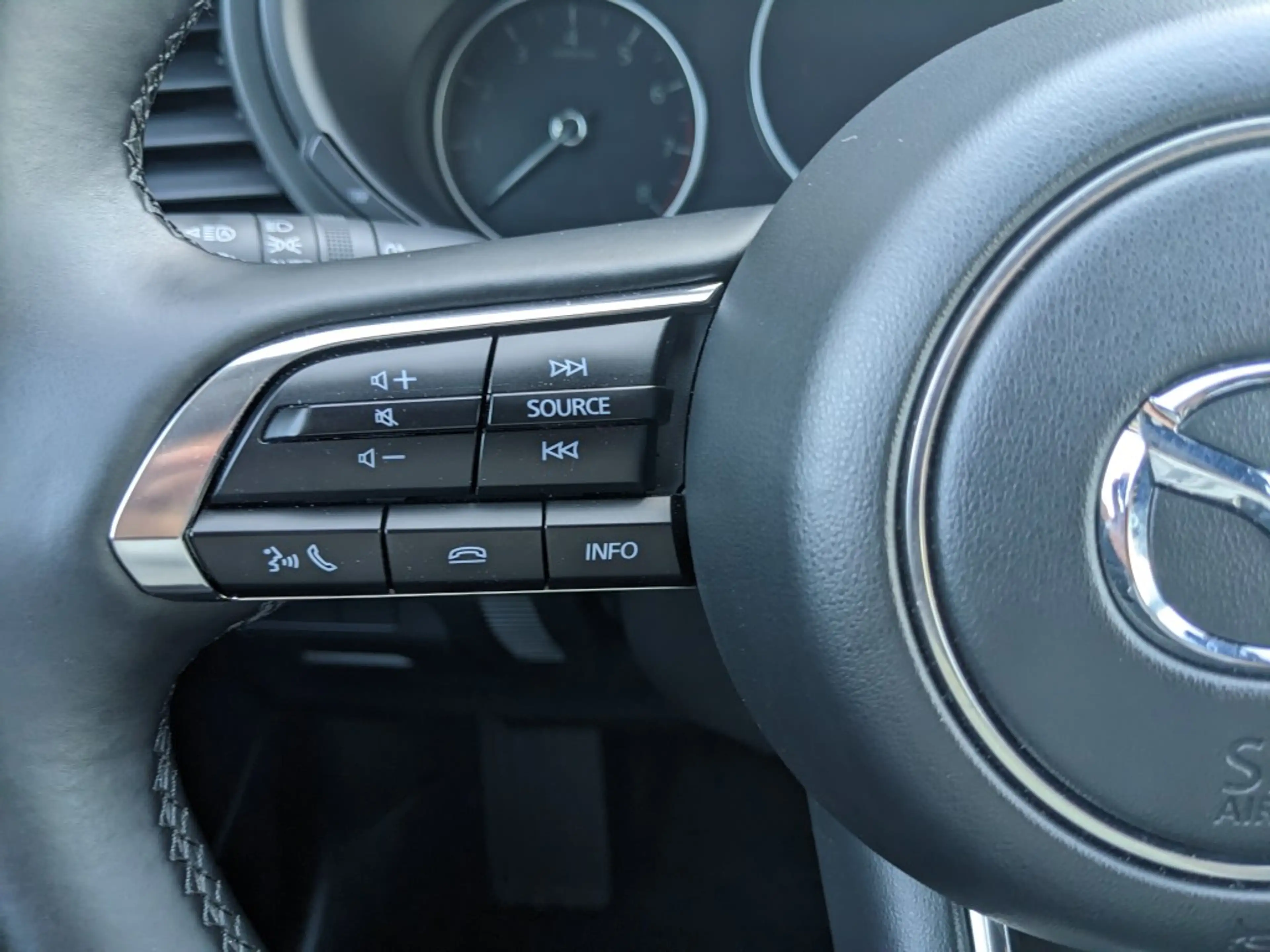 Mazda CX-30 2.5l (140PS) Centre-Line Design-Paket Matrix-LED — photo 12
