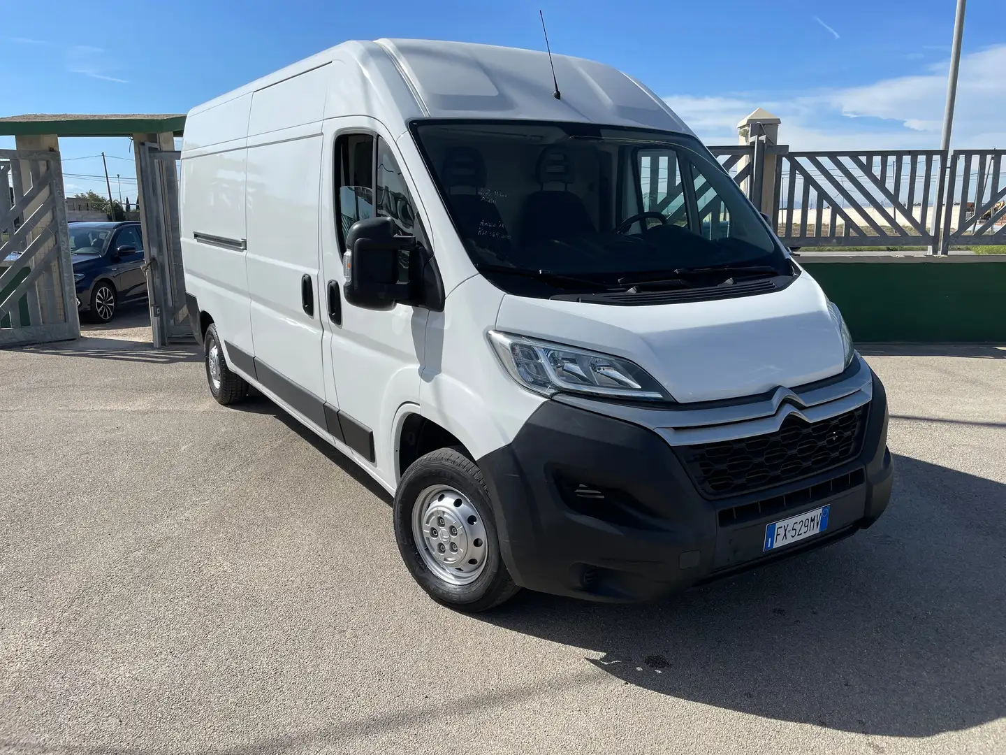 Citroen Jumper 35 L3H2 2.0 BlueHdi 130cv Bianco - 1