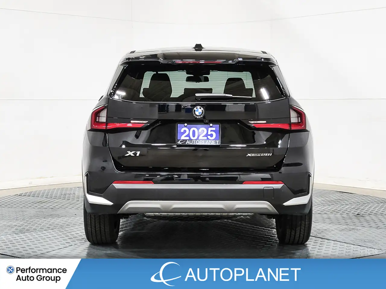 BMW X1 снимка BMW X1