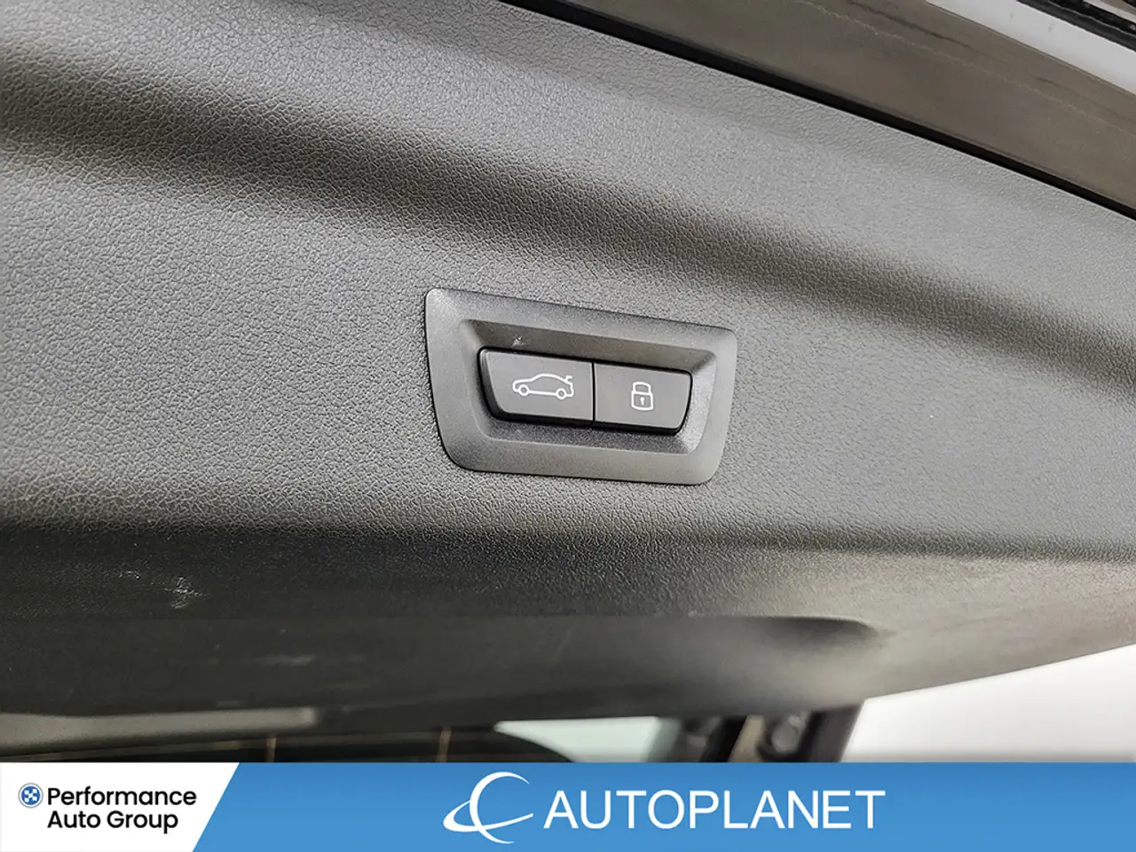 BMW X1 снимка BMW X1