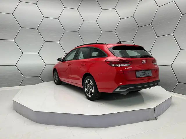 Hyundai I30 view 4