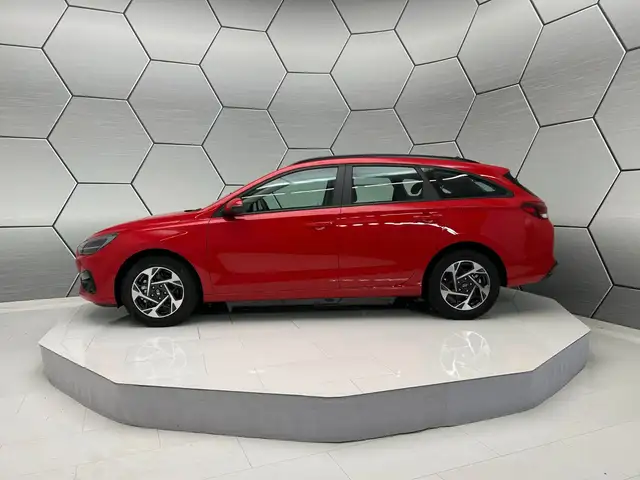Hyundai I30 view 3