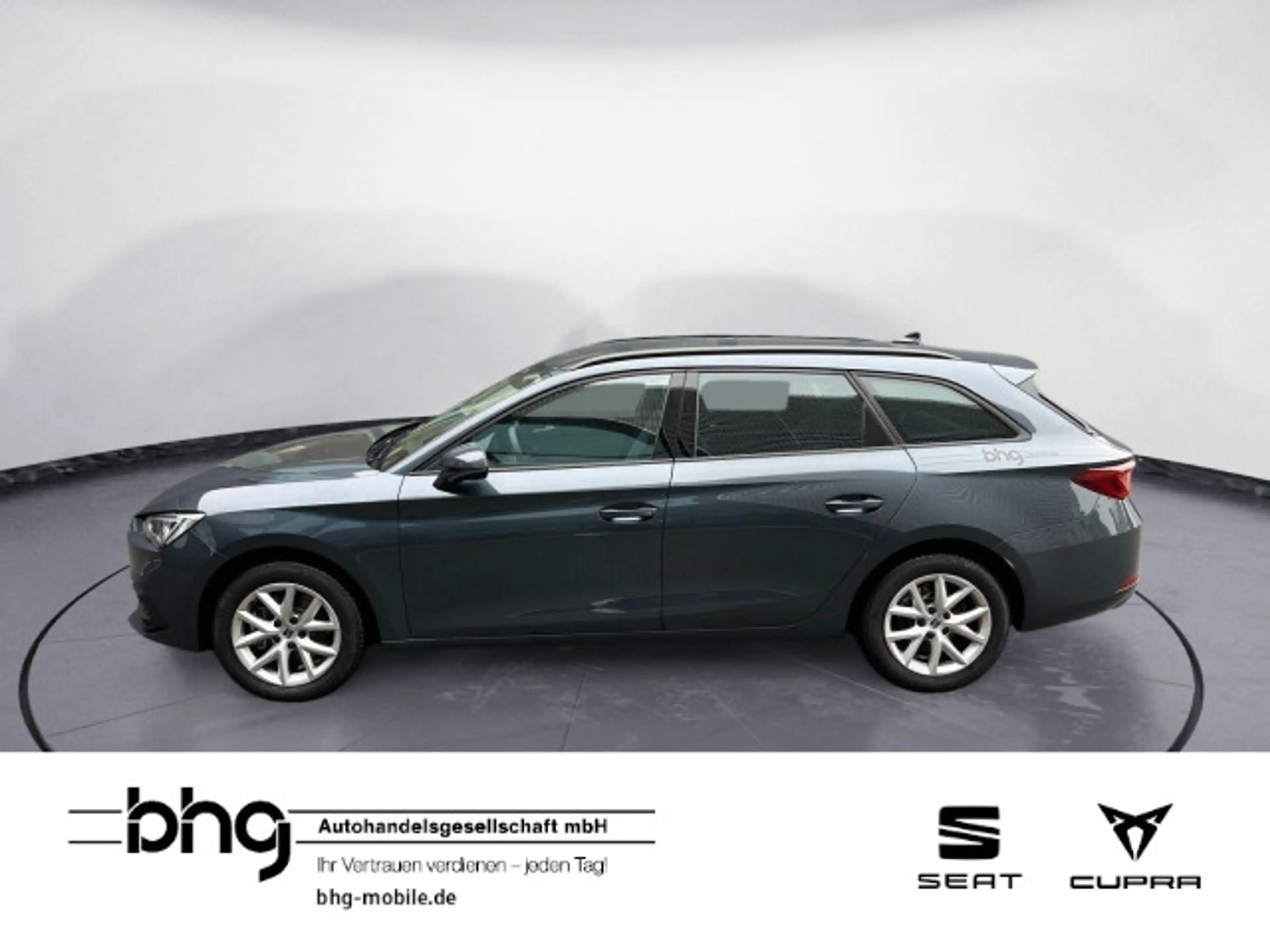 SEAT Leon Sportstourer Road Edition 2.0 TDI 7-Gang-D — photo 2