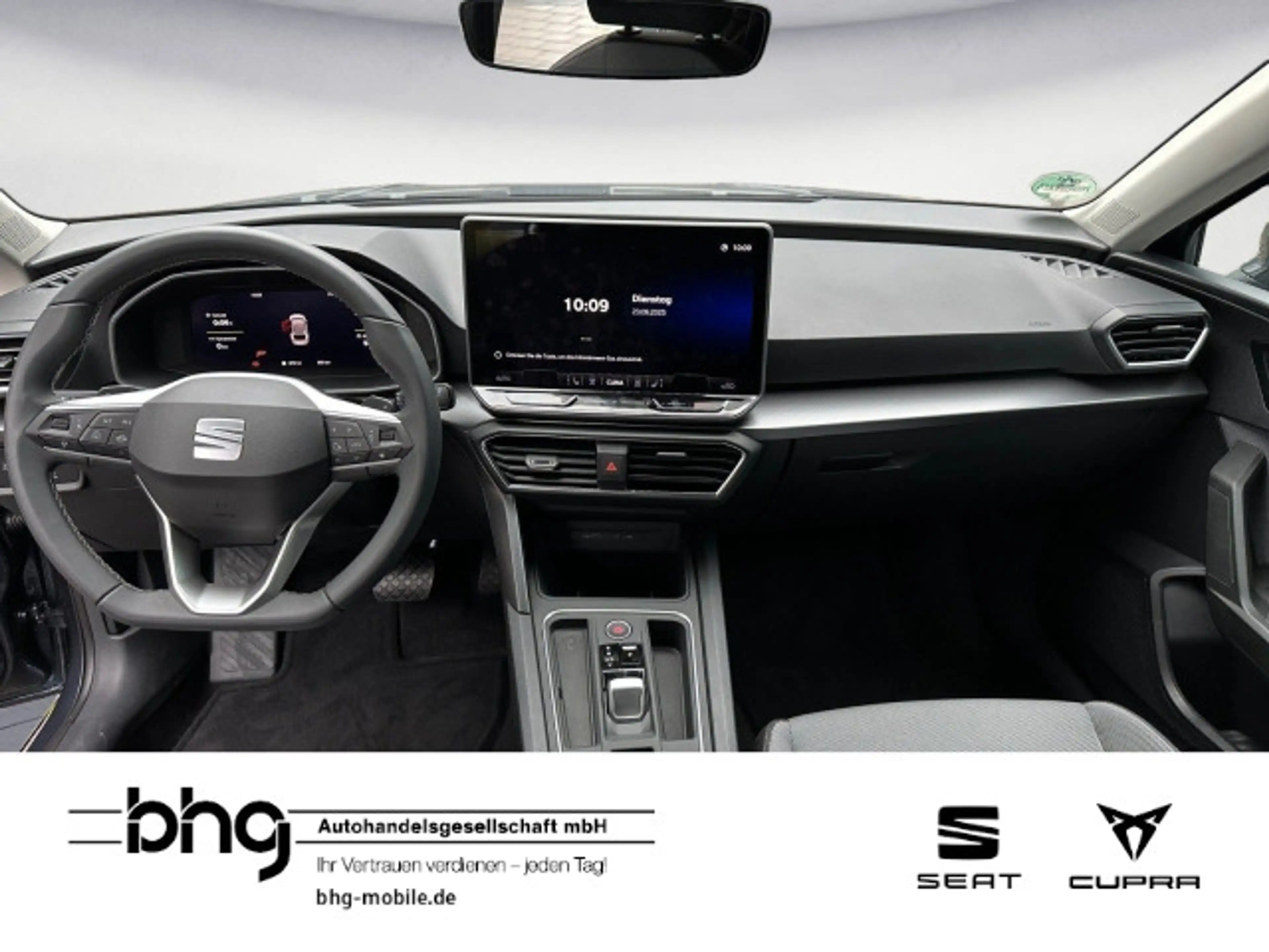 SEAT Leon Sportstourer Road Edition 2.0 TDI 7-Gang-D — photo 10