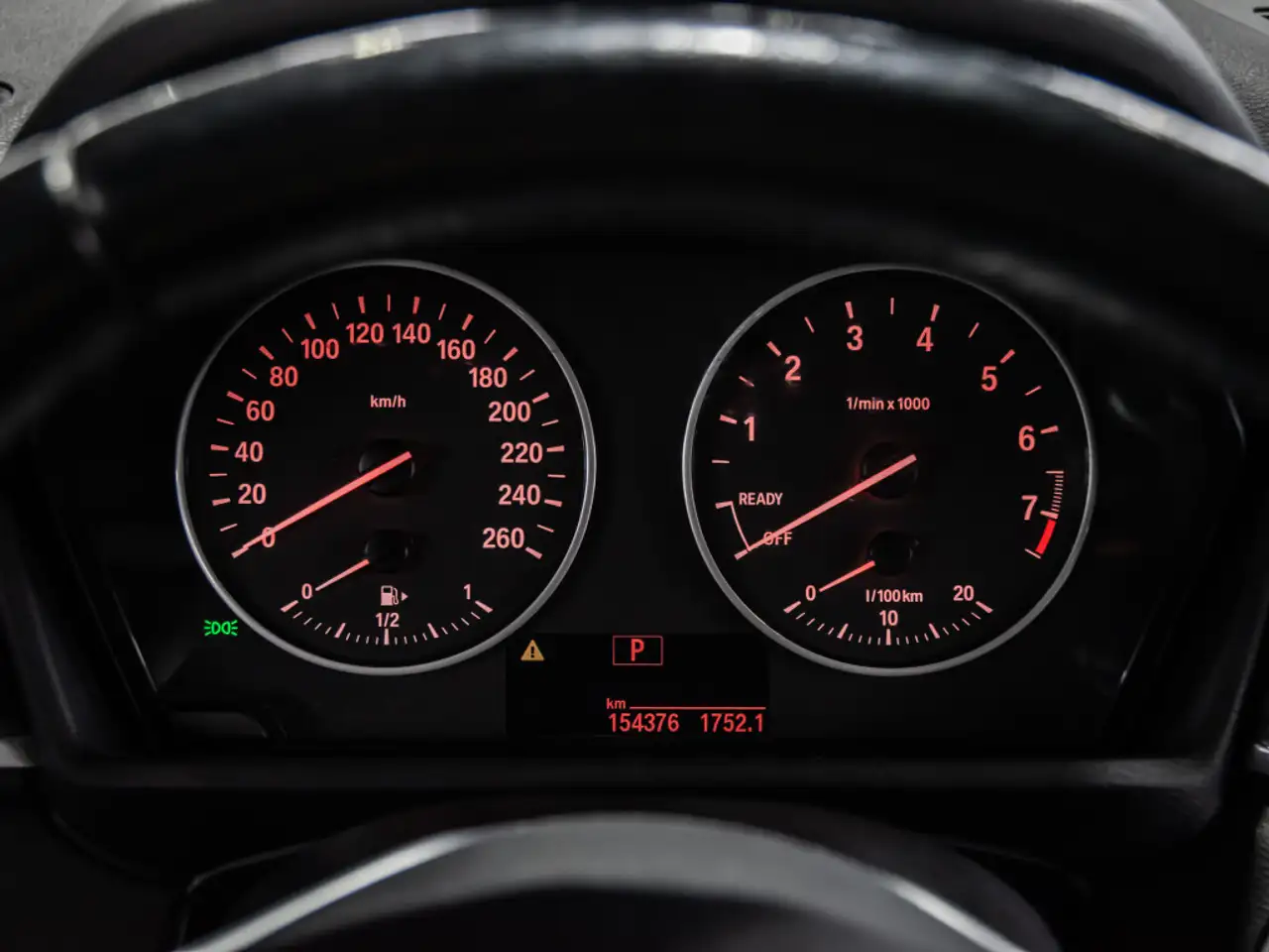 BMW X1 снимка BMW X1