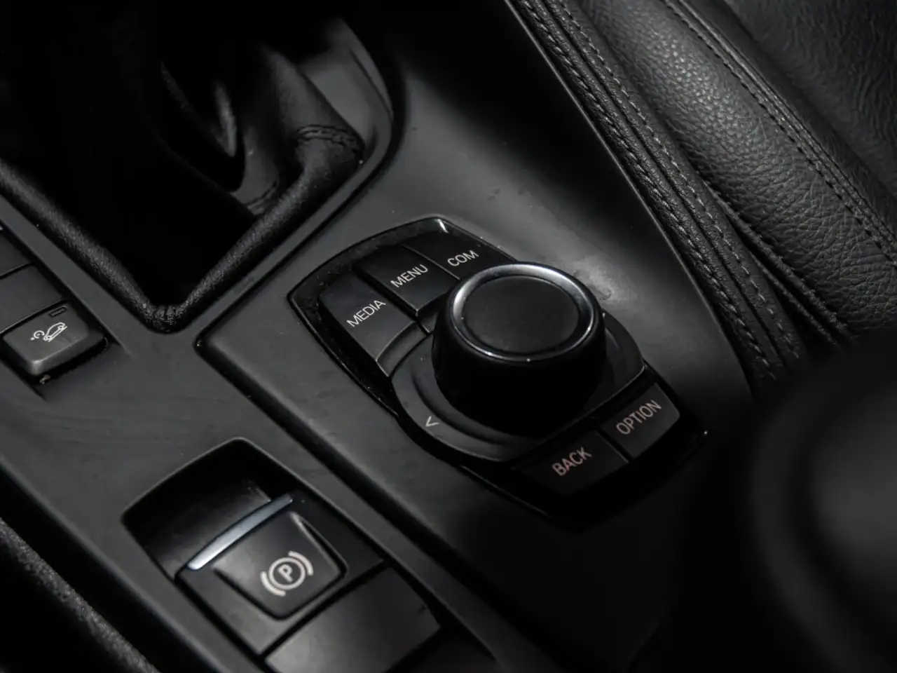 BMW X1 снимка BMW X1