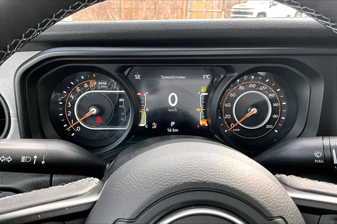Jeep Gladiator снимка Jeep Gladiator