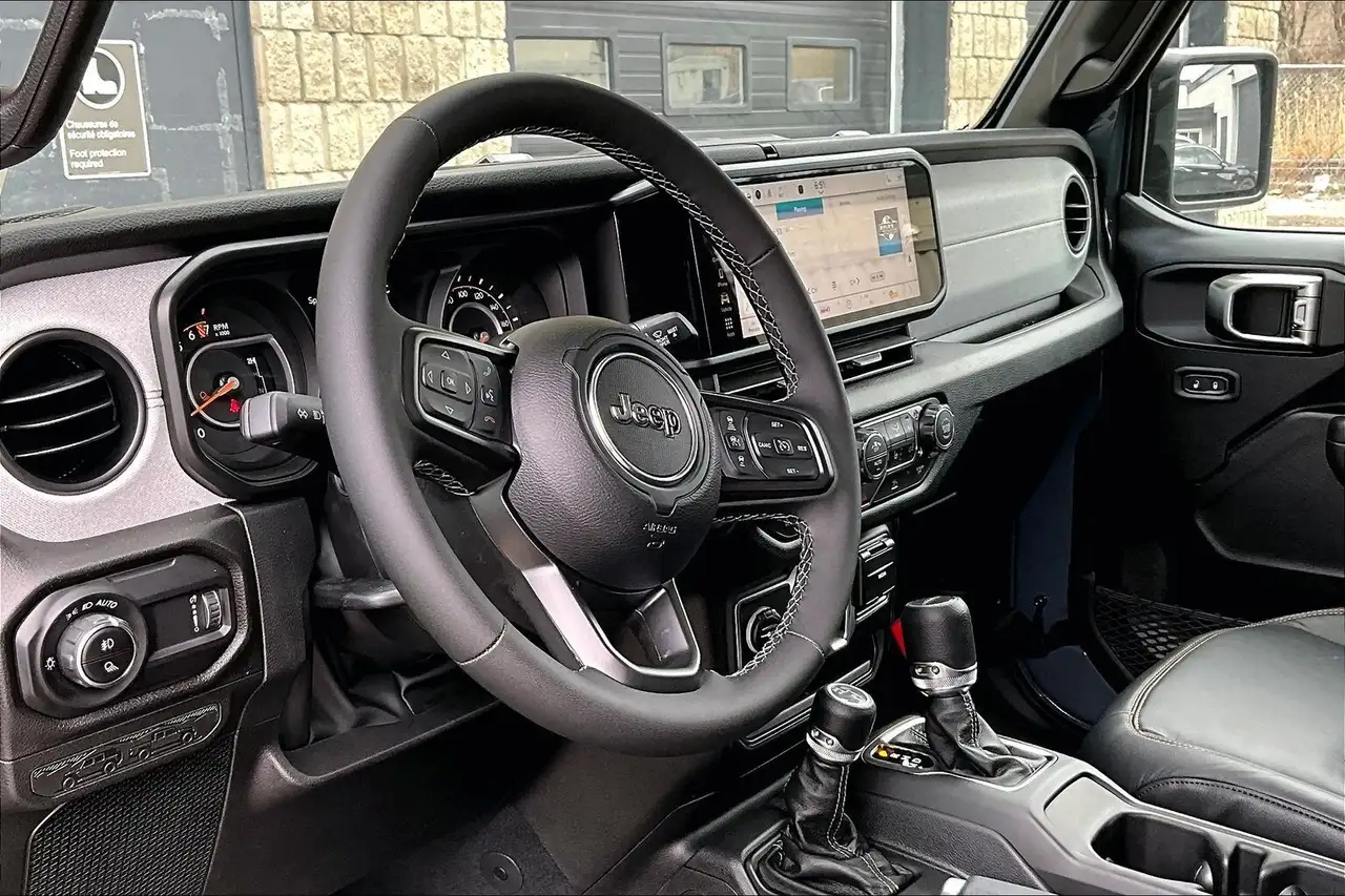 Jeep Gladiator снимка Jeep Gladiator