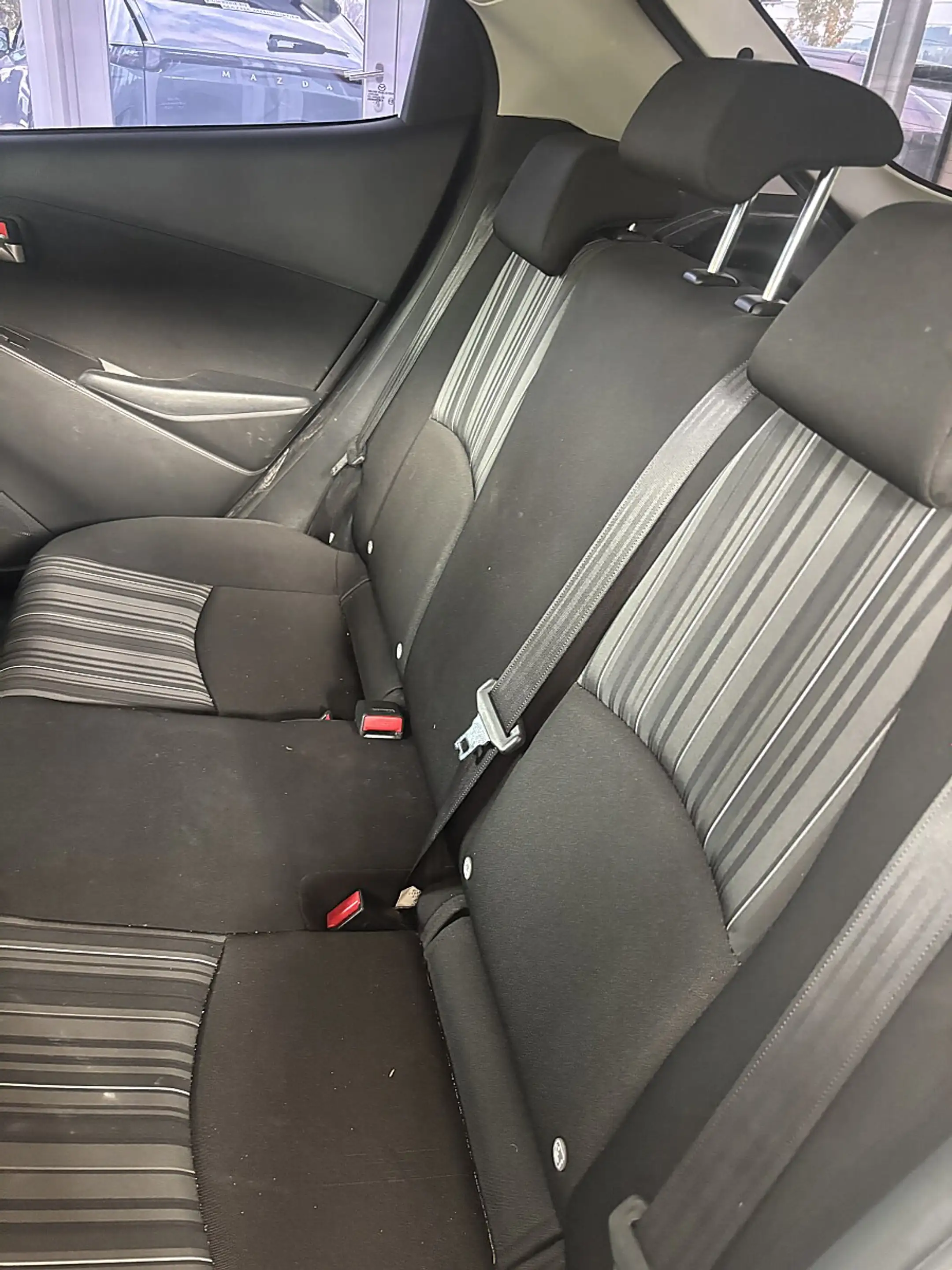 Mazda 2 Mazda2 G75 Emotion — photo 10