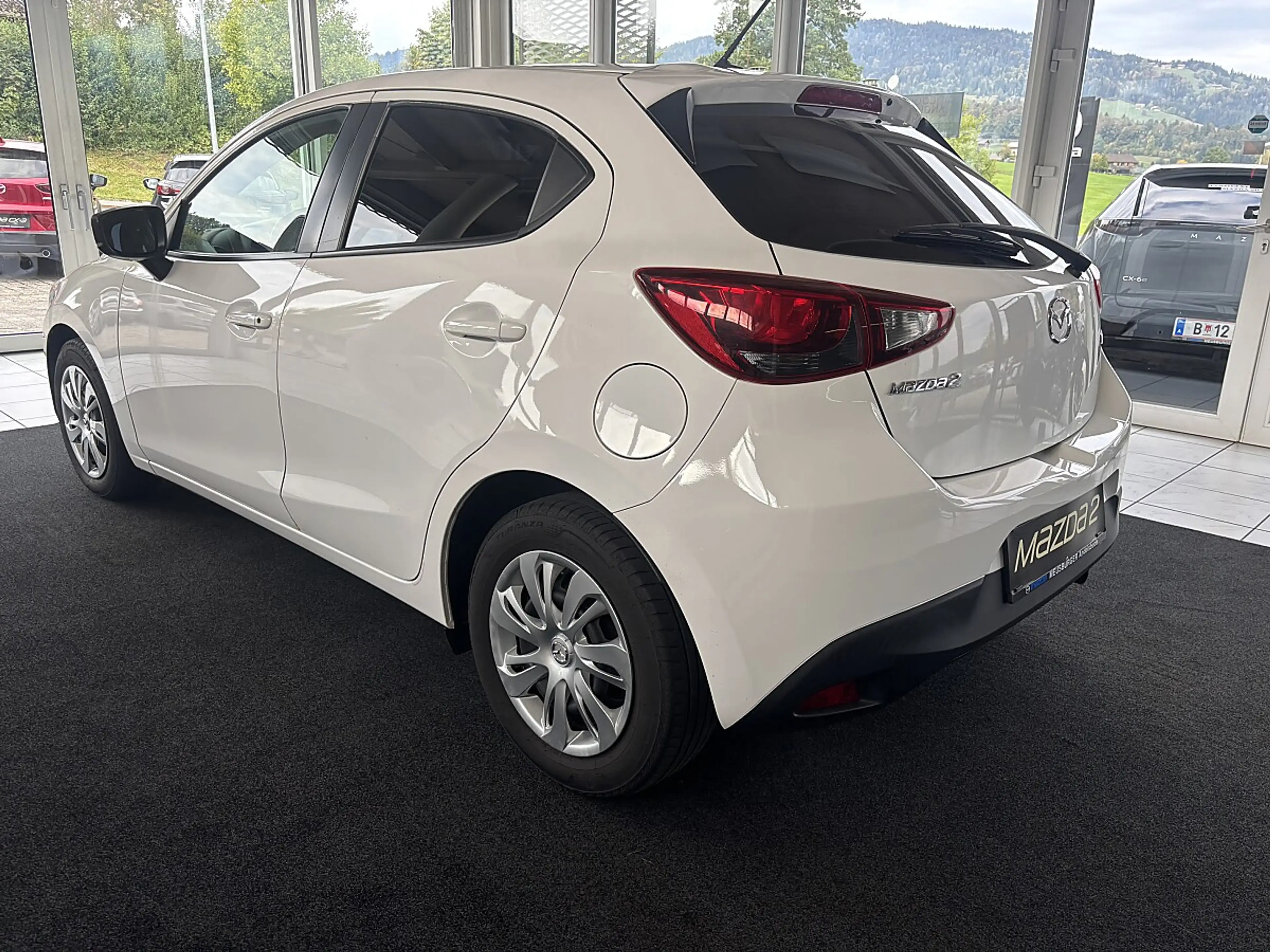 Mazda 2 Mazda2 G75 Emotion — photo 5