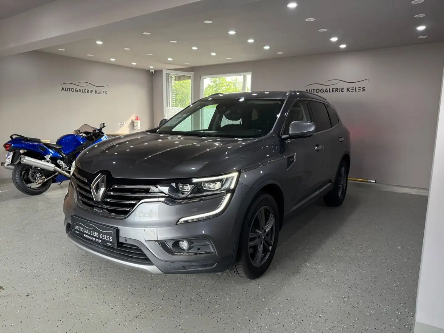 Renault Koleos Initiale Paris 4x4 LEDER*NAVI*KAM*BOSE Grau - 2