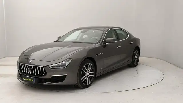 Maserati Ghibli 3.0 V6 Granlusso 350cv auto