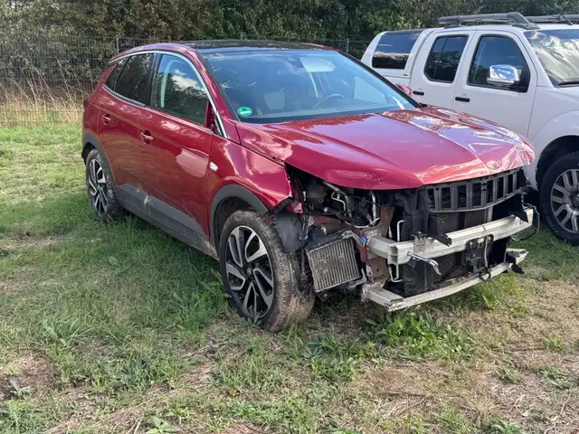 2017 Opel Grandland X in Red for sale