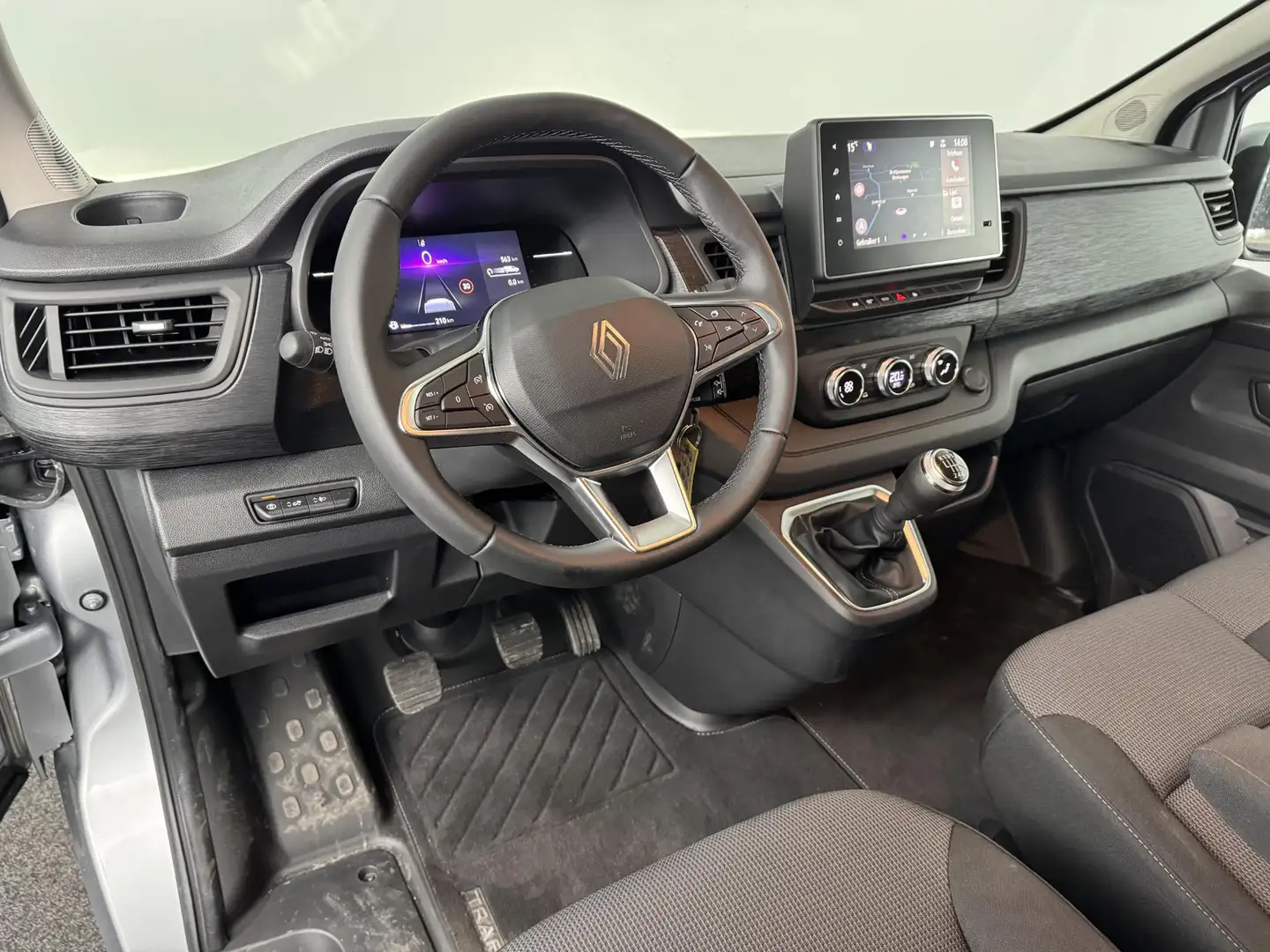 Renault Trafic 2.0 Blue dCi 130 T30 L2H1 Advance | Navigatie | Ac Grijs - 2