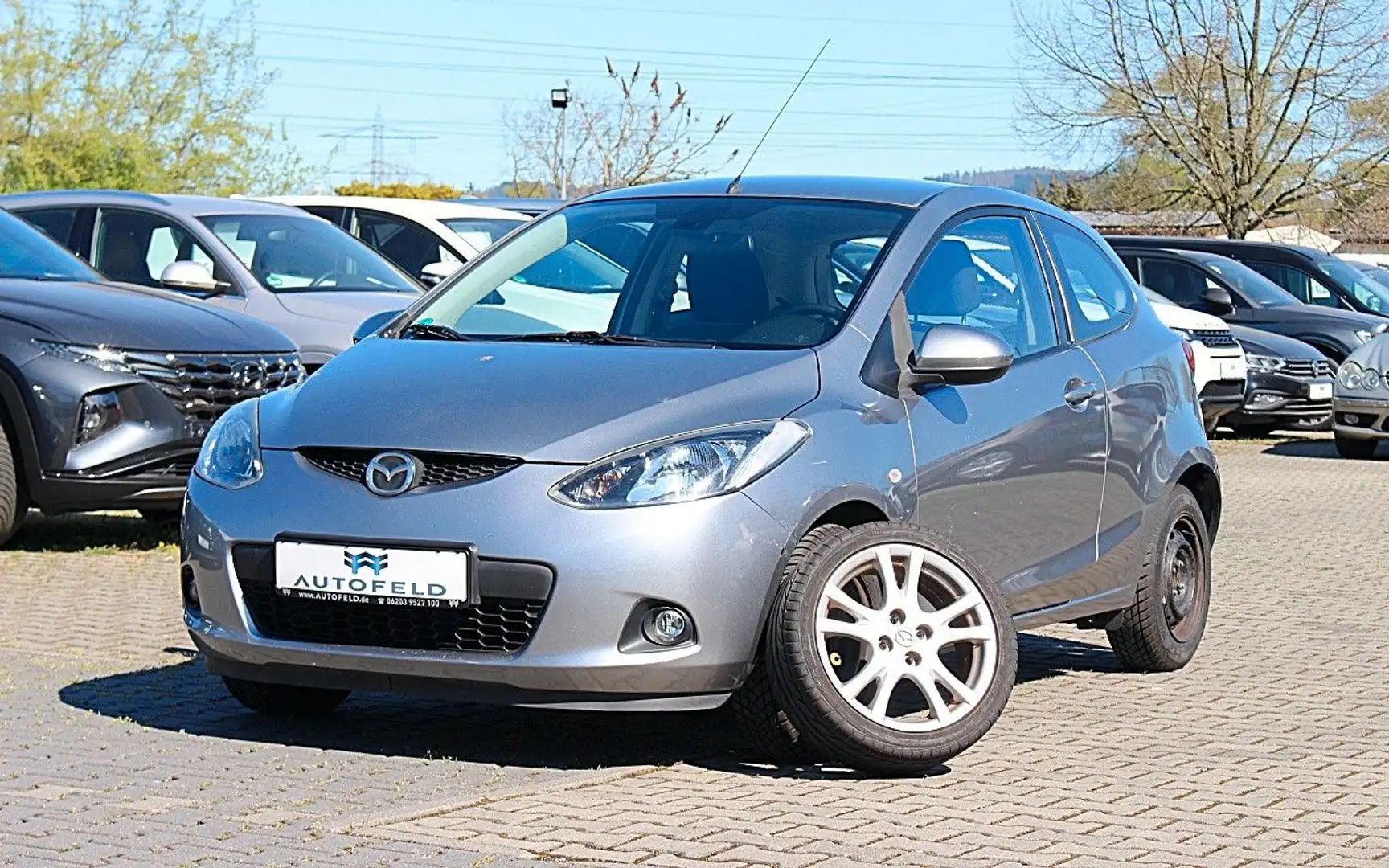 Mazda 2 1.3/8FACH/SHZ/KLIMA/ Grau - 1