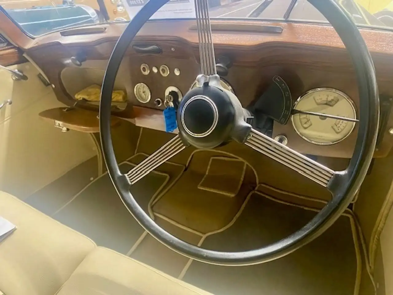 Daimler DB 18 Saloon, foto 4